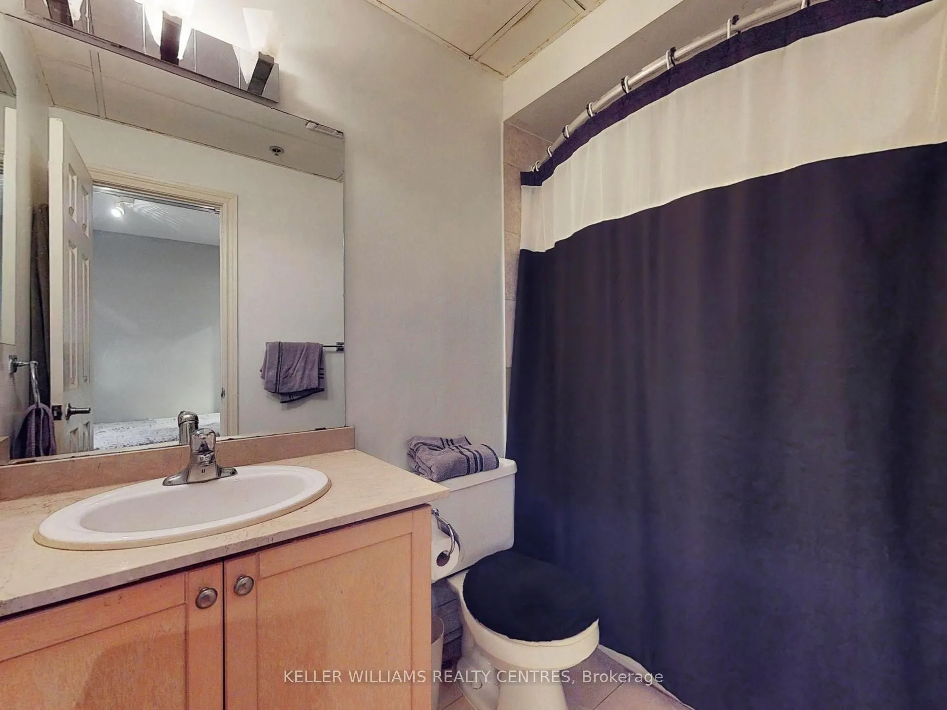71 McCaul Street, #123