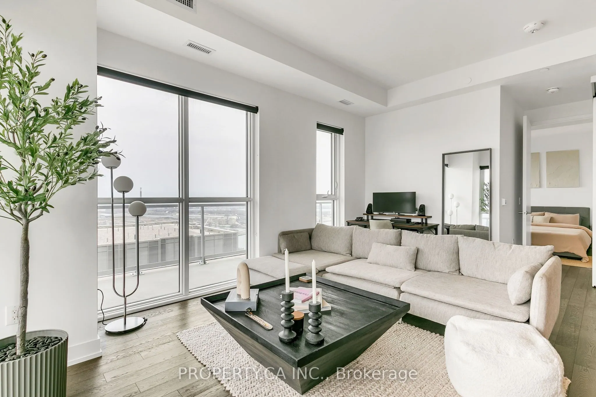 15 Lower Jarvis Street #4005