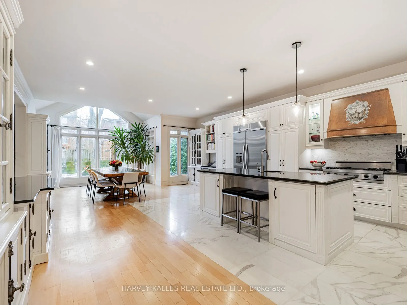 55 Viewmount Avenue