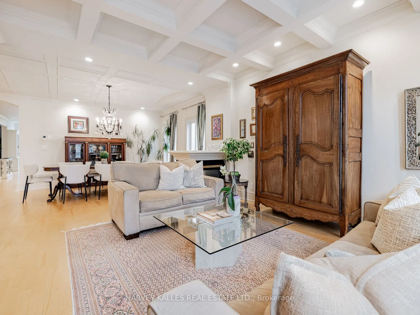 55 Viewmount Avenue