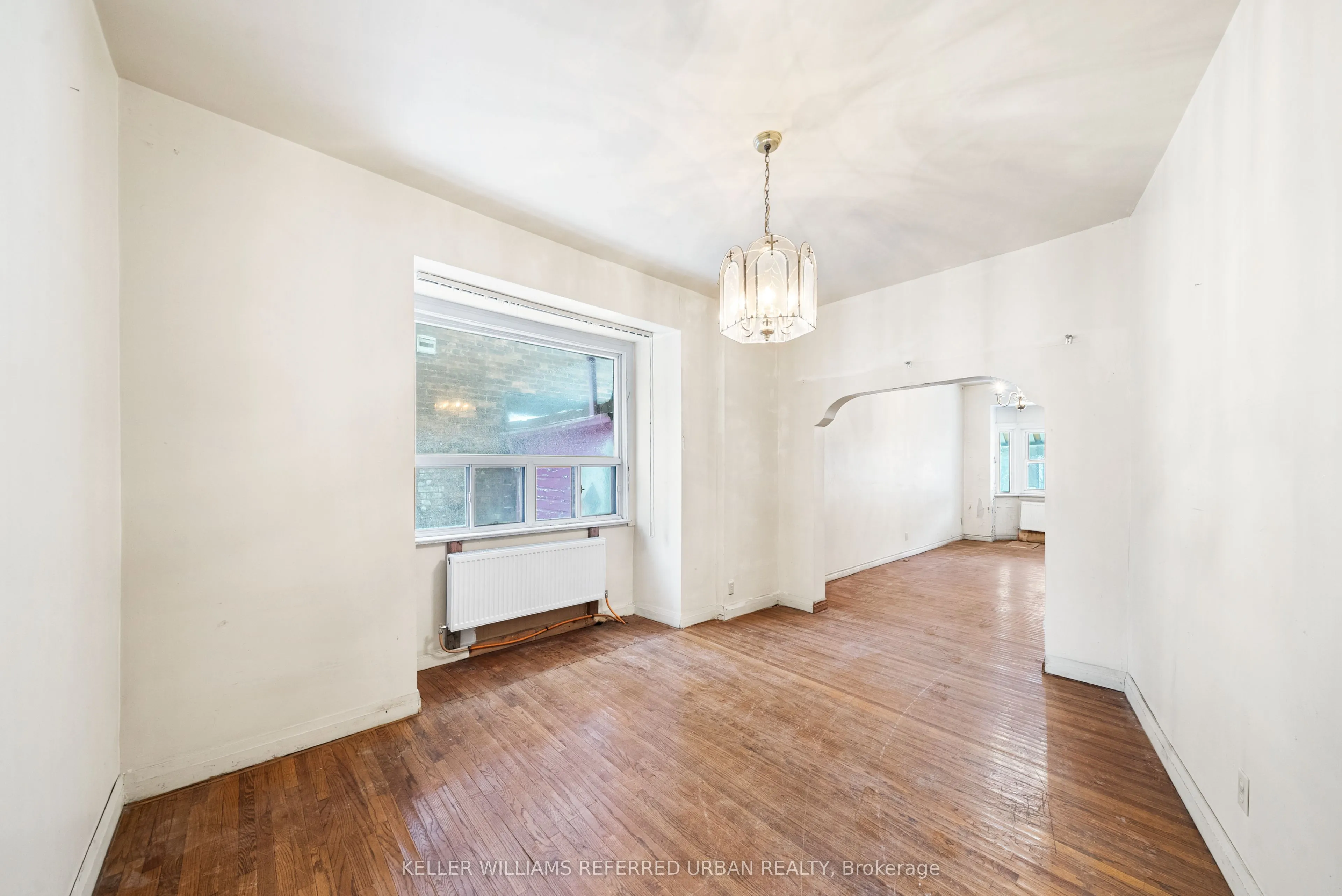 69 Montrose Avenue