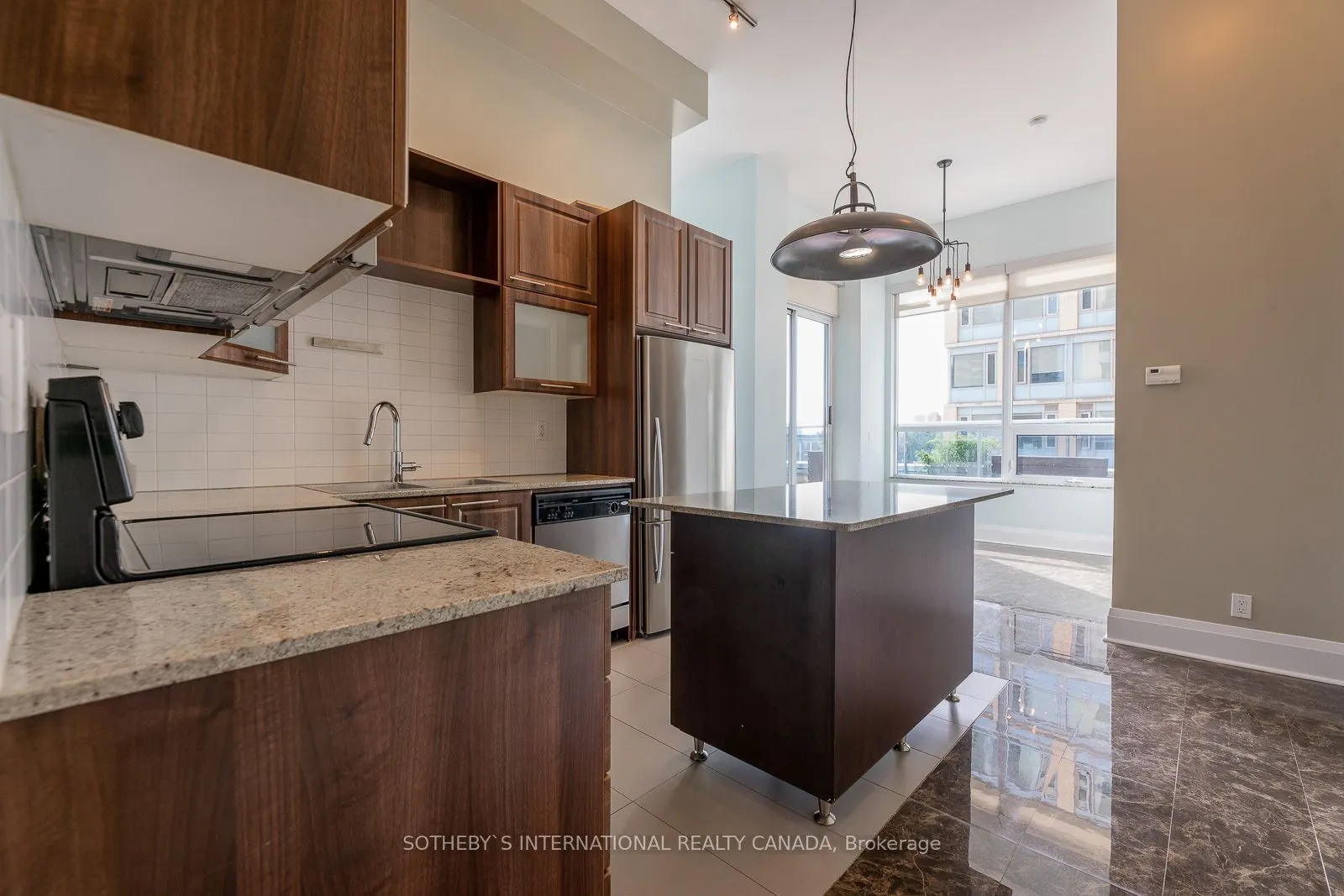 500 Sherbourne Street, #404