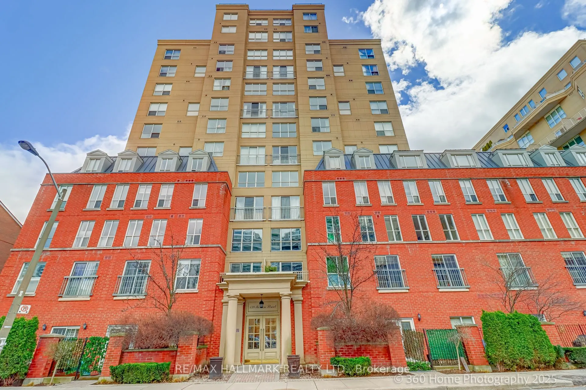 139 Merton Street, #255
