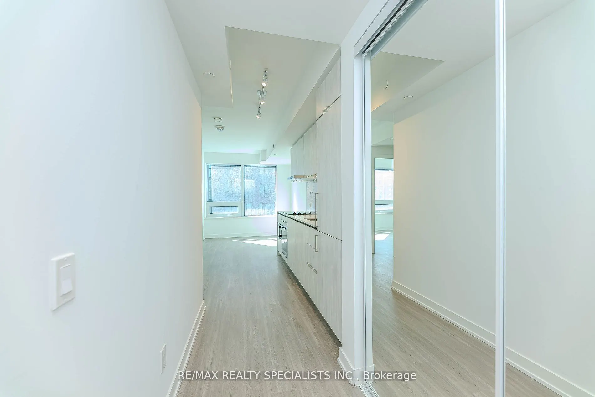 8 Wellesley Street W #1101