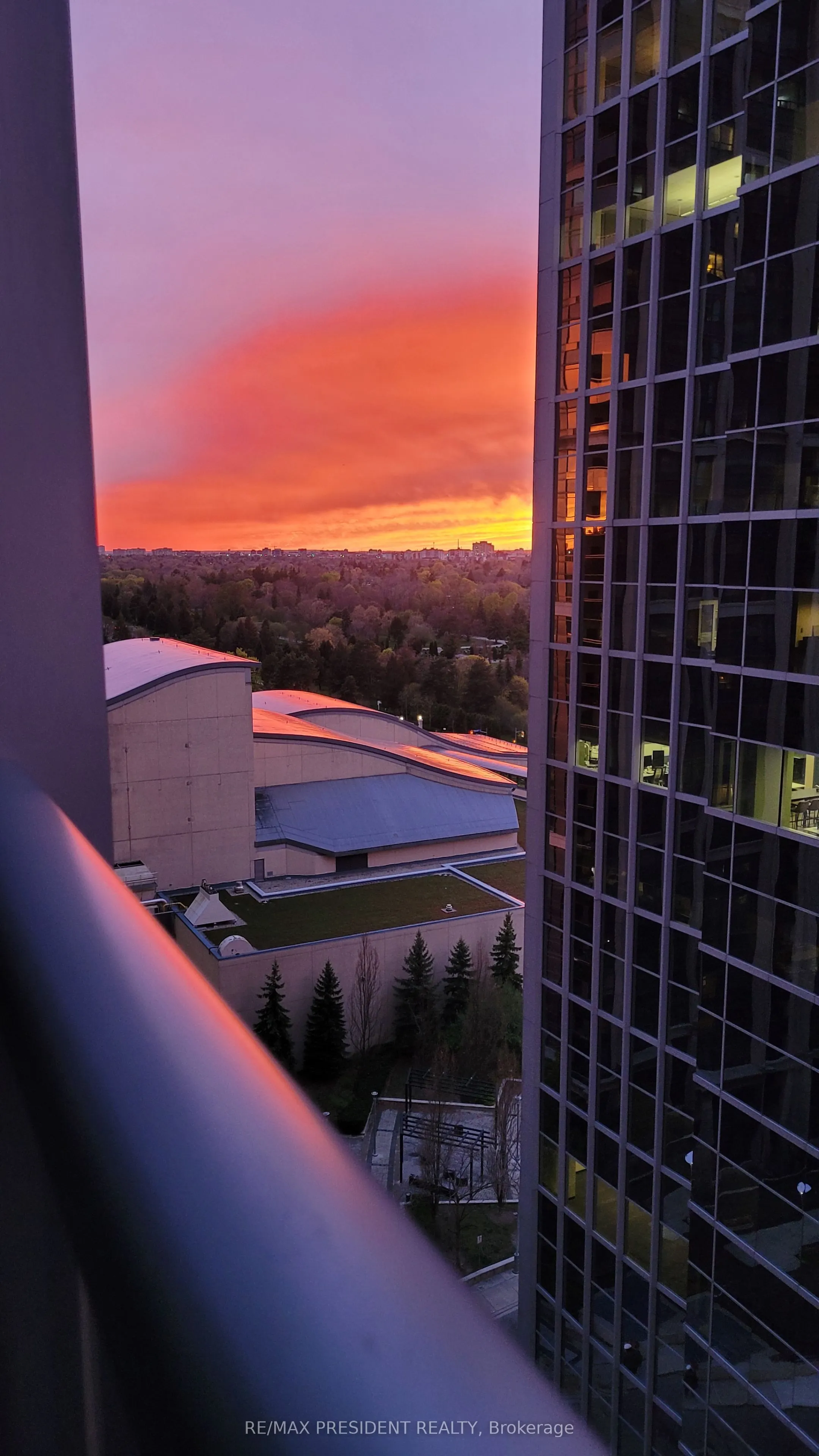 4978 Yonge Street, #1911