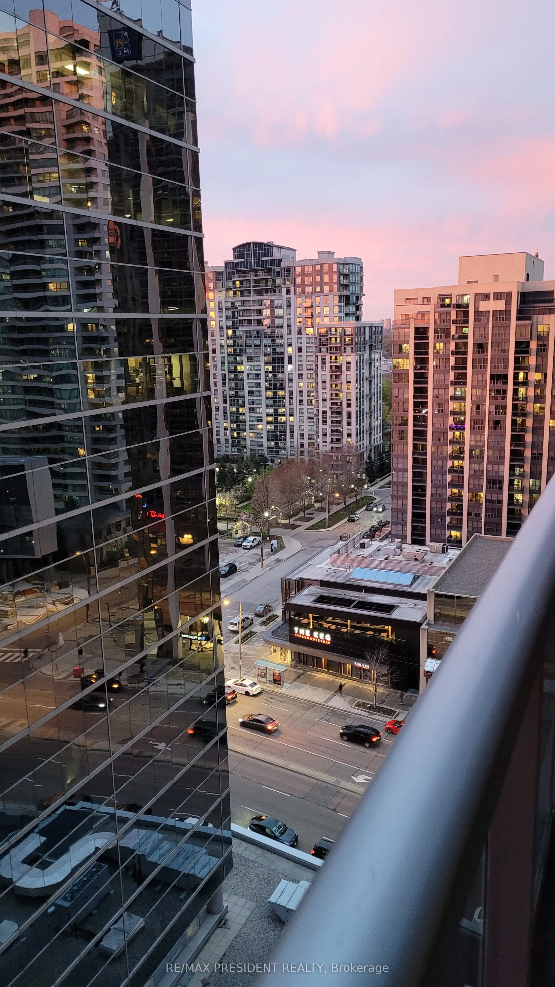 4978 Yonge Street, #1911