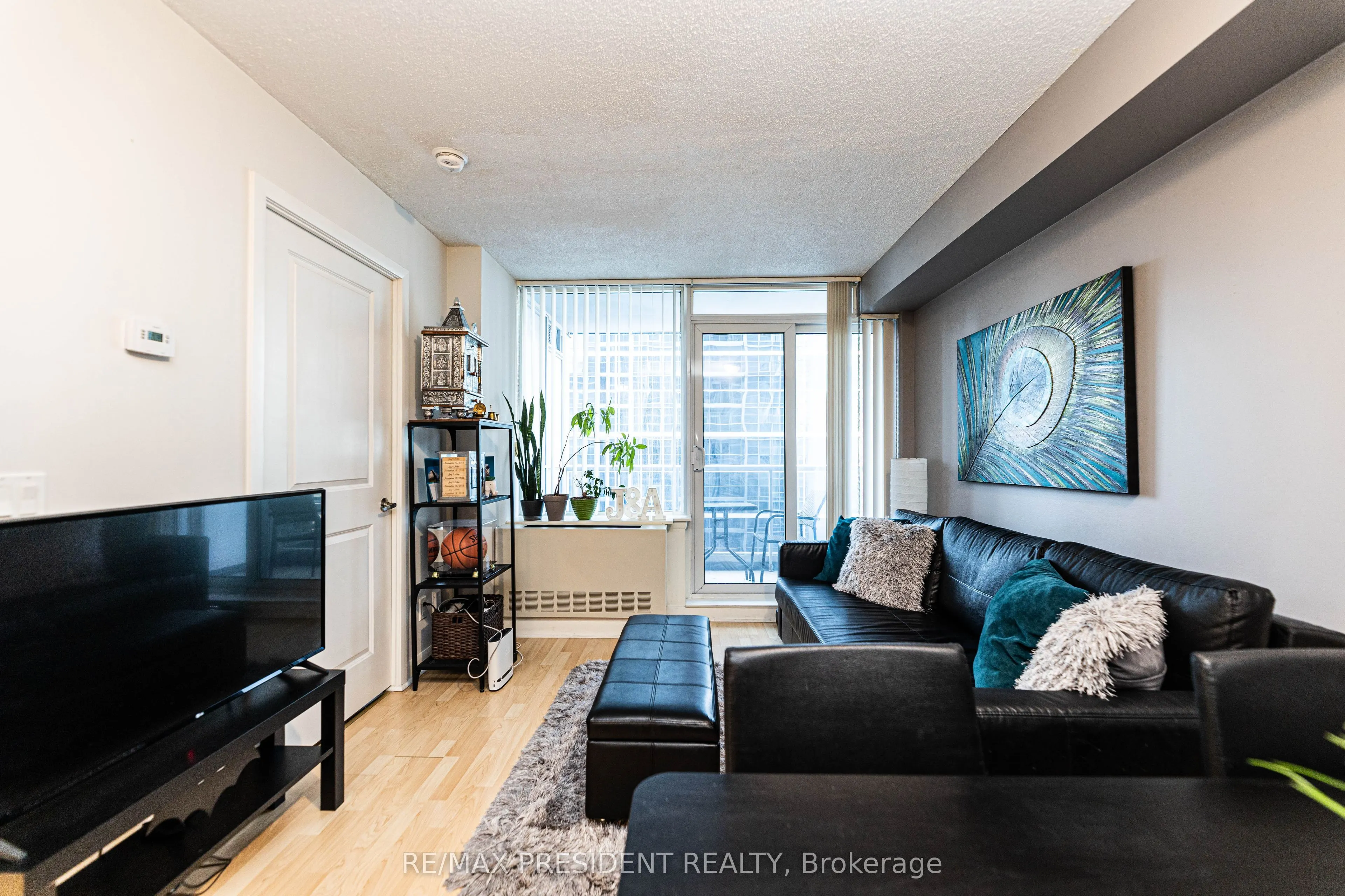 4978 Yonge Street, #1911