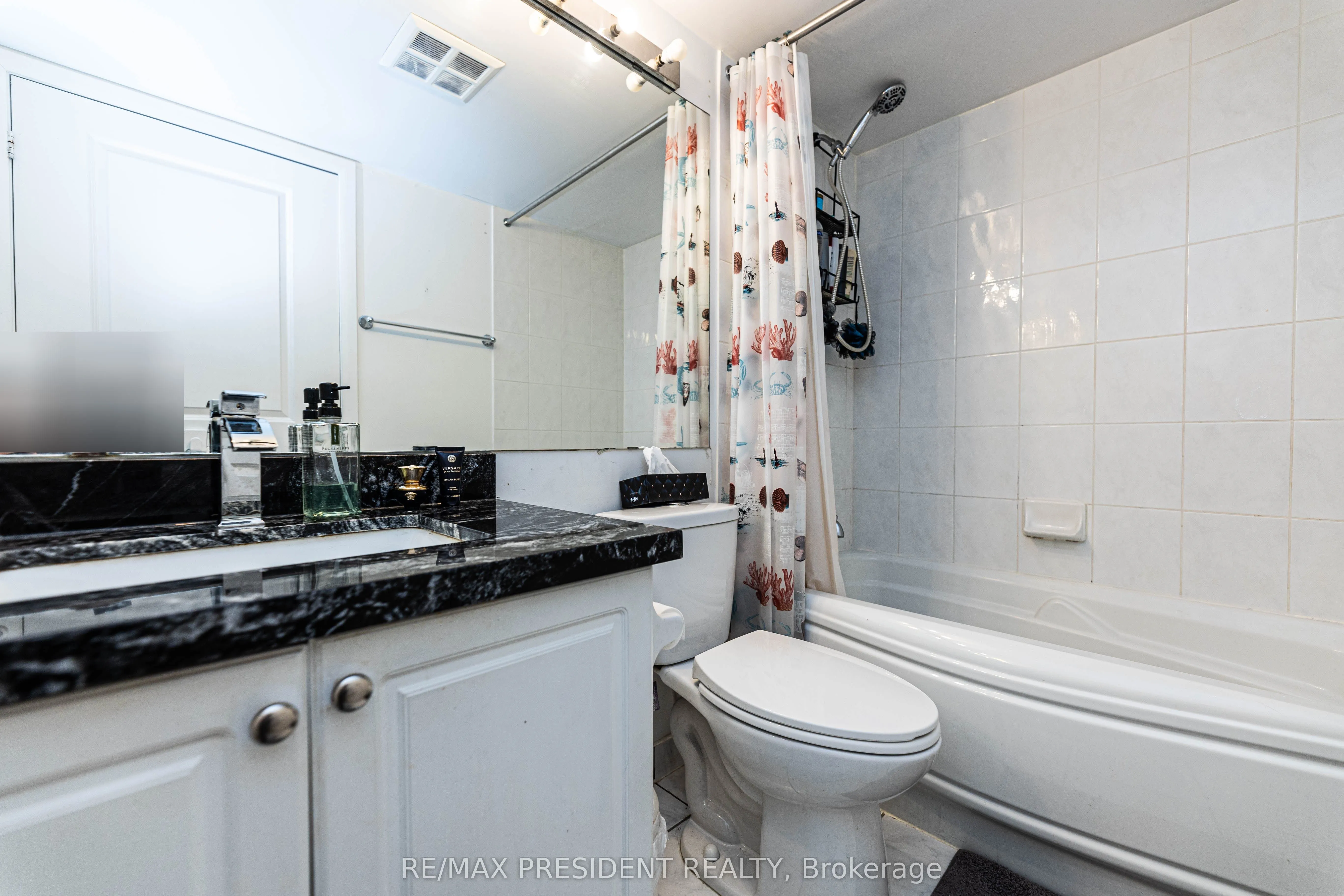 4978 Yonge Street, #1911