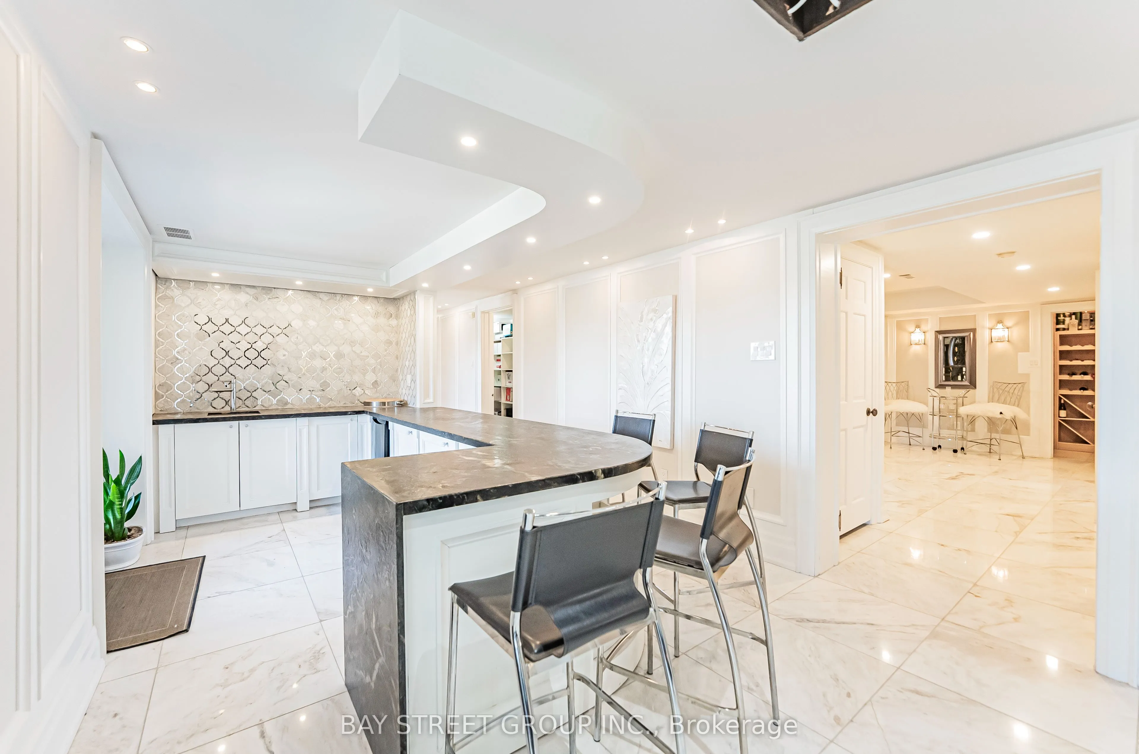 6 Penwood Crescent