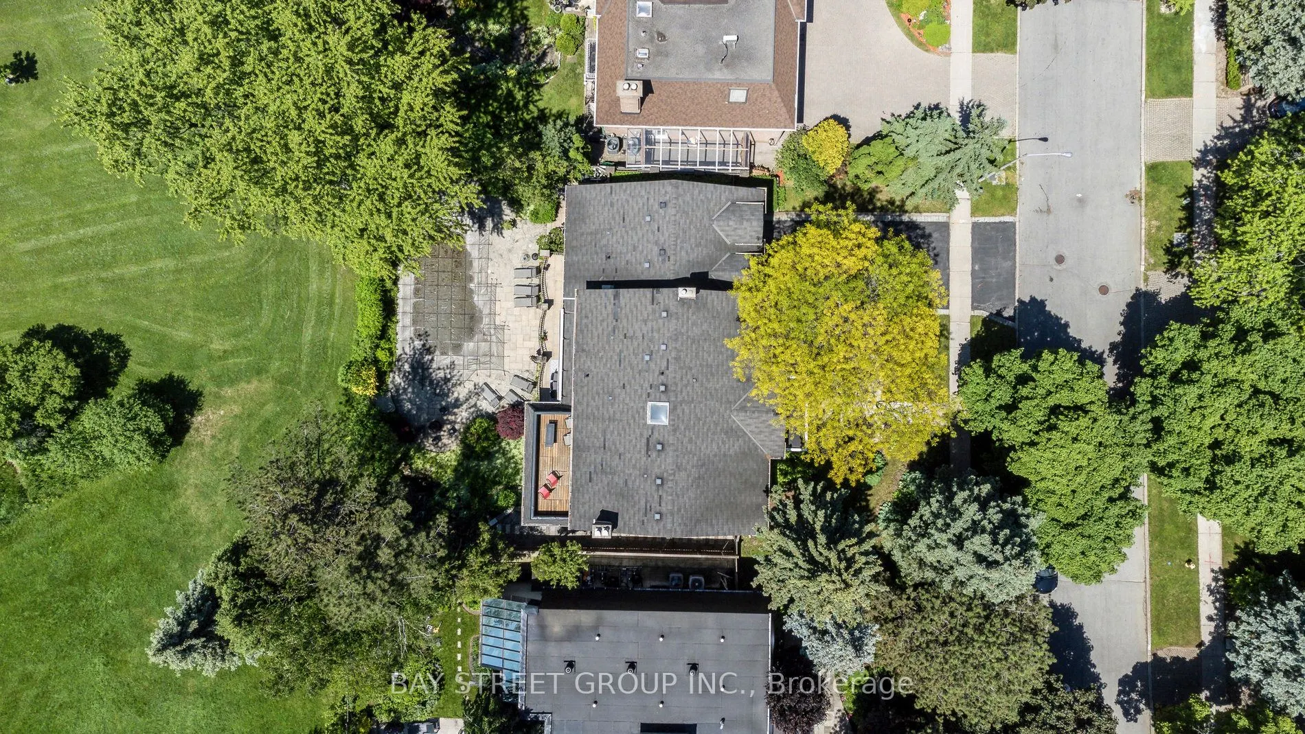 6 Penwood Crescent
