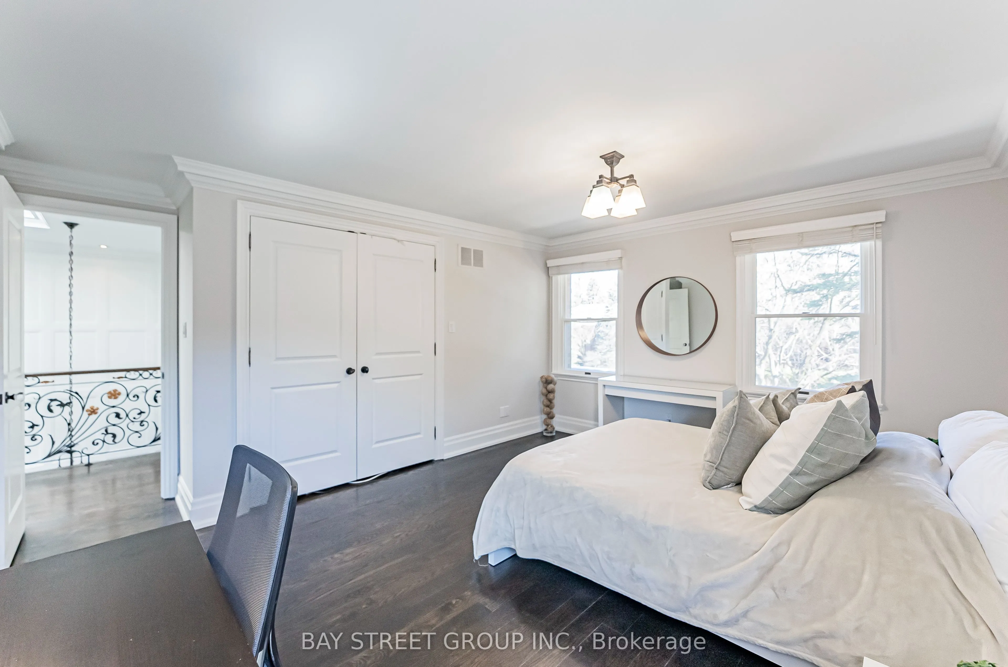 6 Penwood Crescent