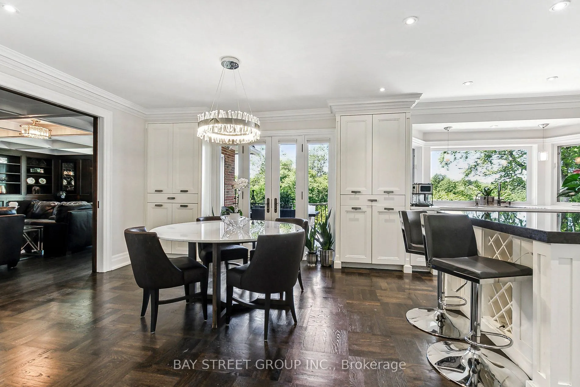 6 Penwood Crescent