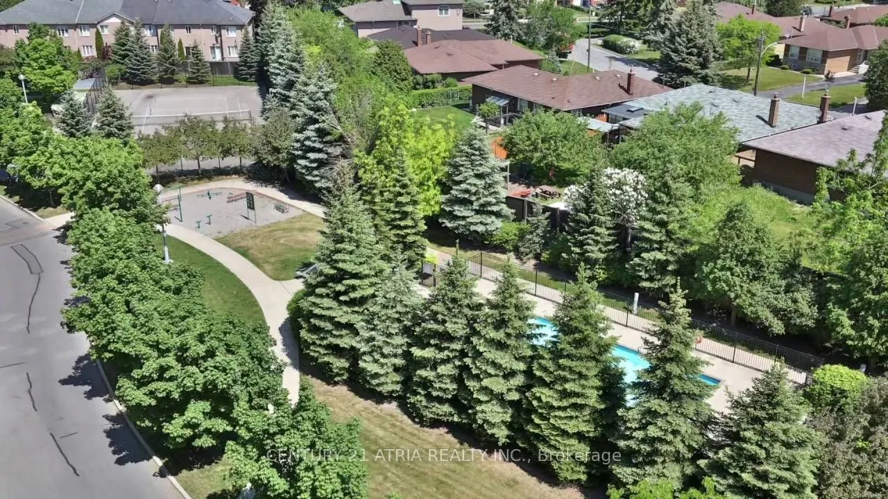 1720 Eglinton Avenue E #623