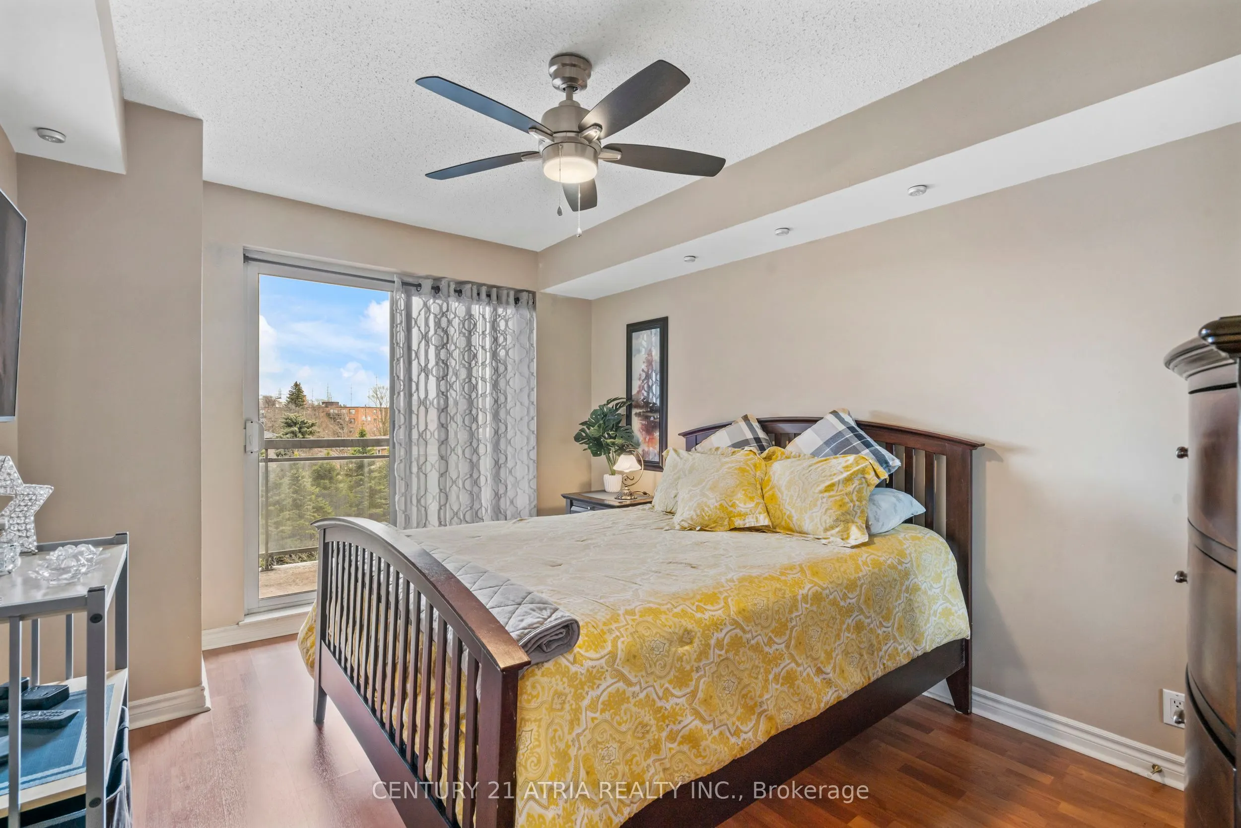 1720 Eglinton Avenue E #623
