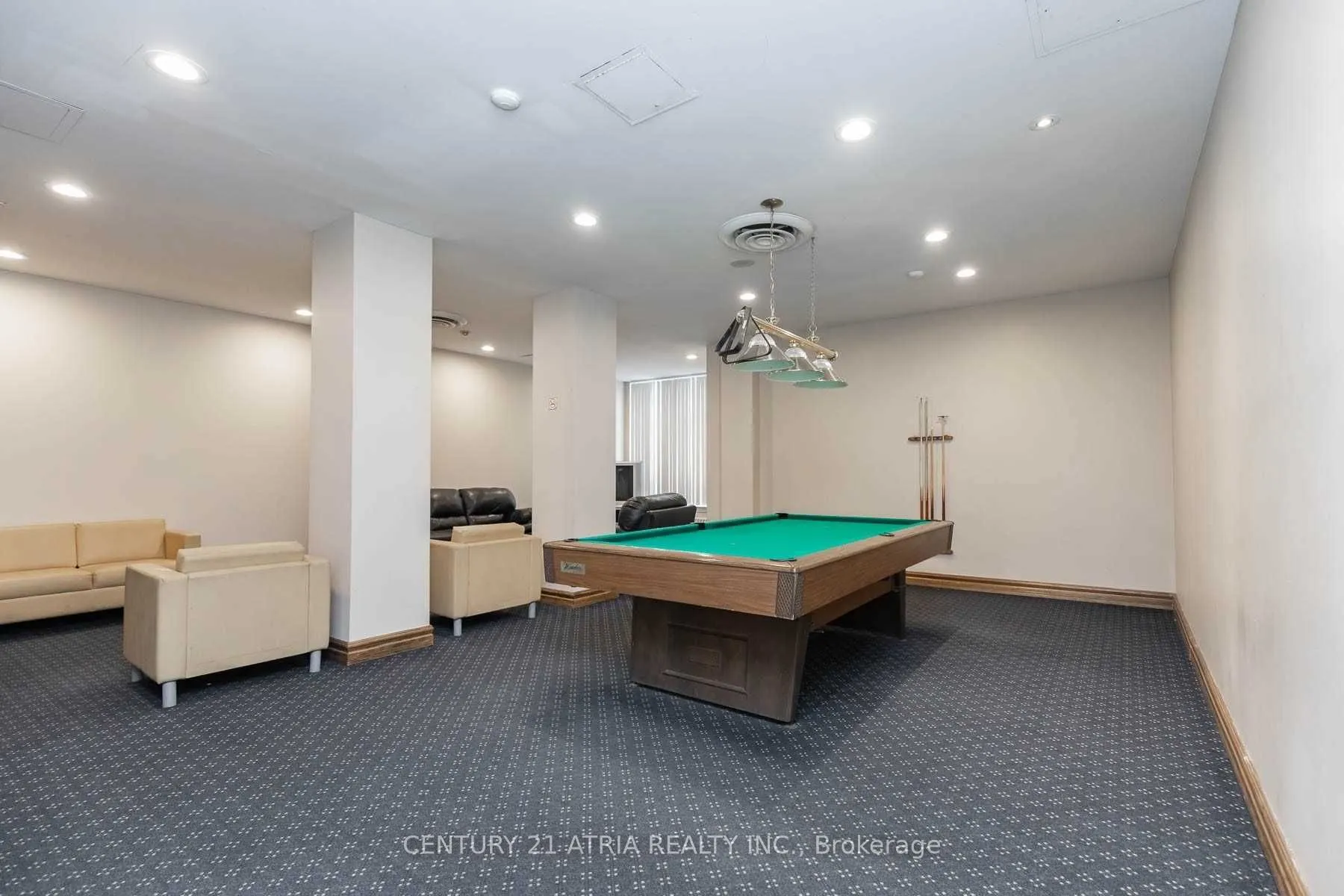 1720 Eglinton Avenue E #623
