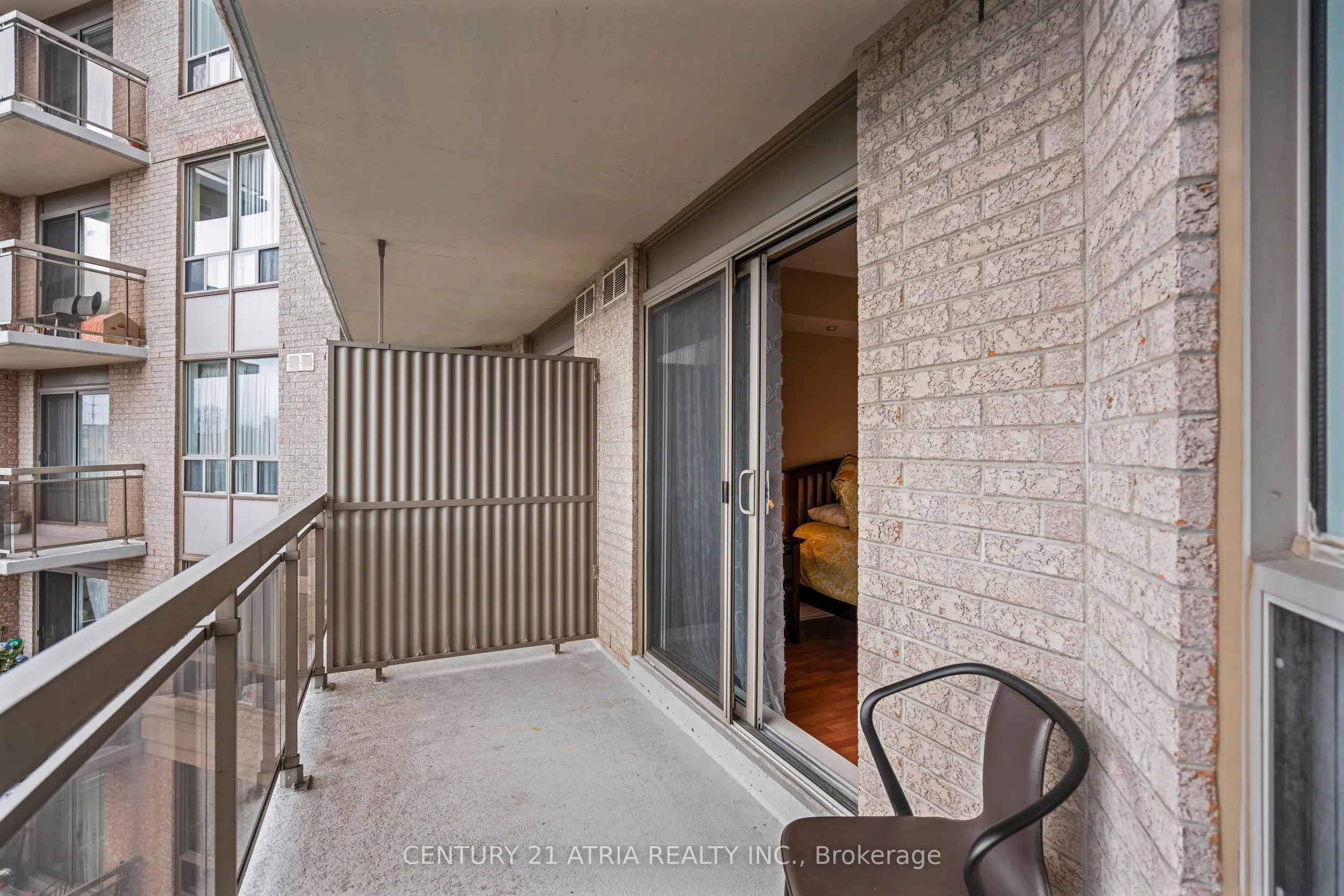 1720 Eglinton Avenue E #623