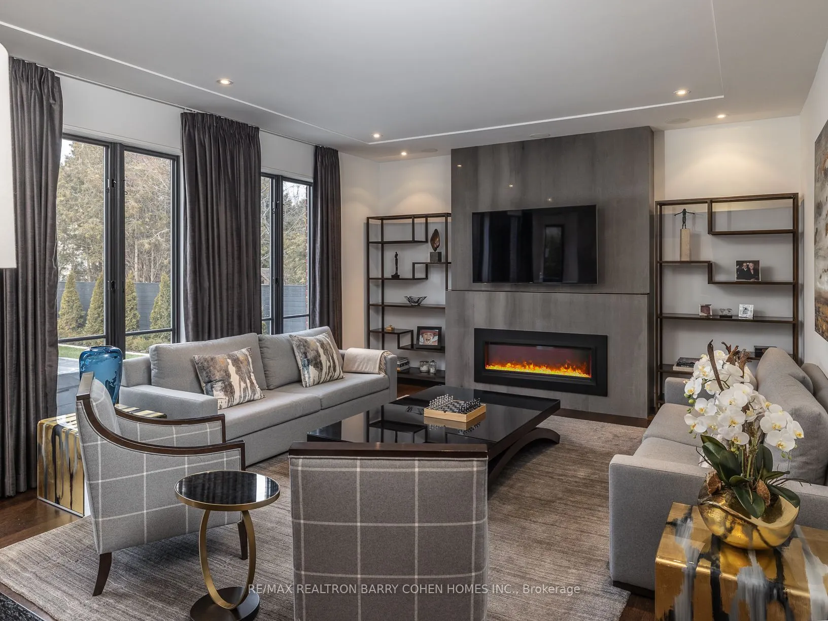 148 Highland Crescent