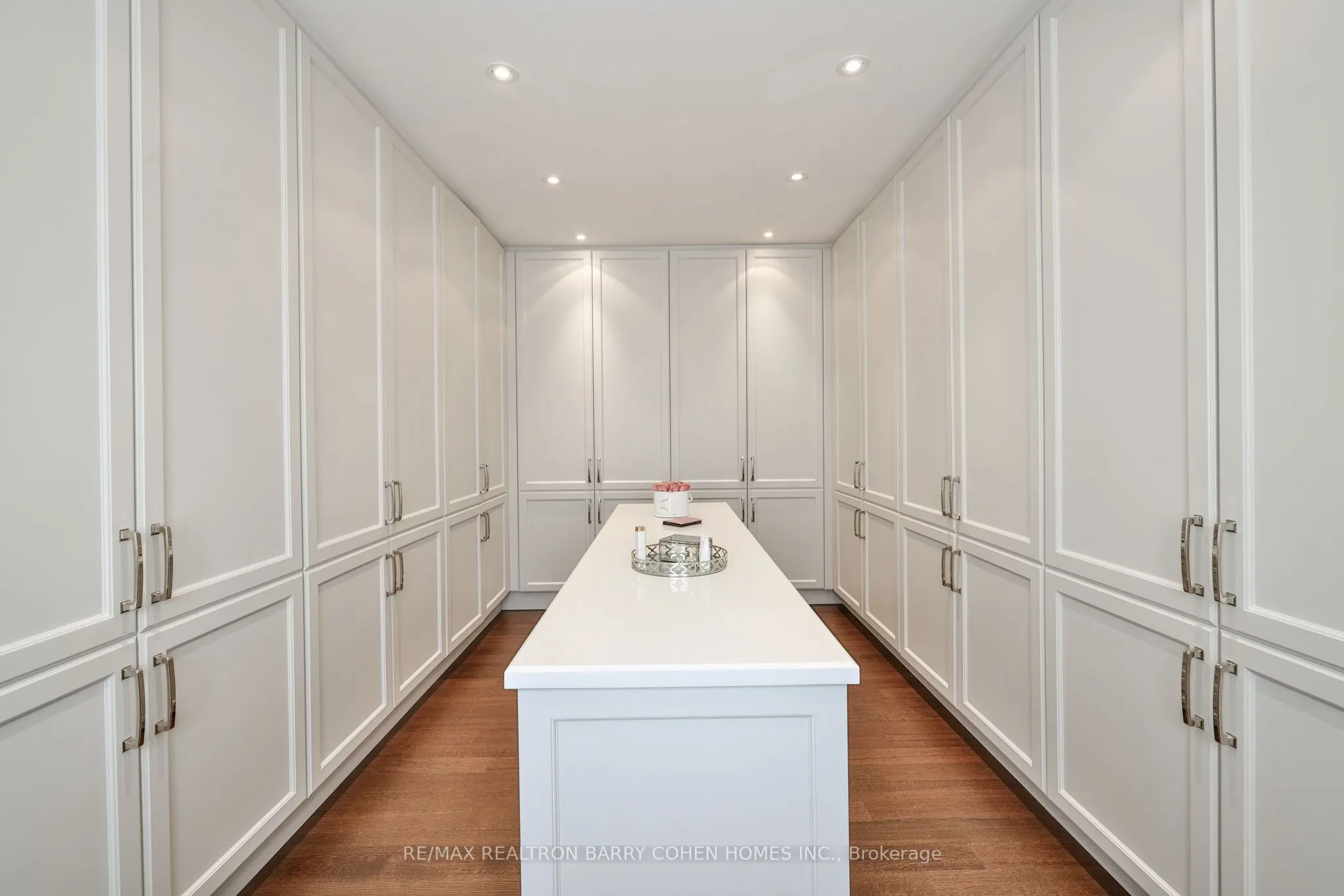 148 Highland Crescent