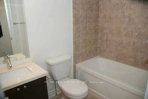 20 Hargrave Lane, #17