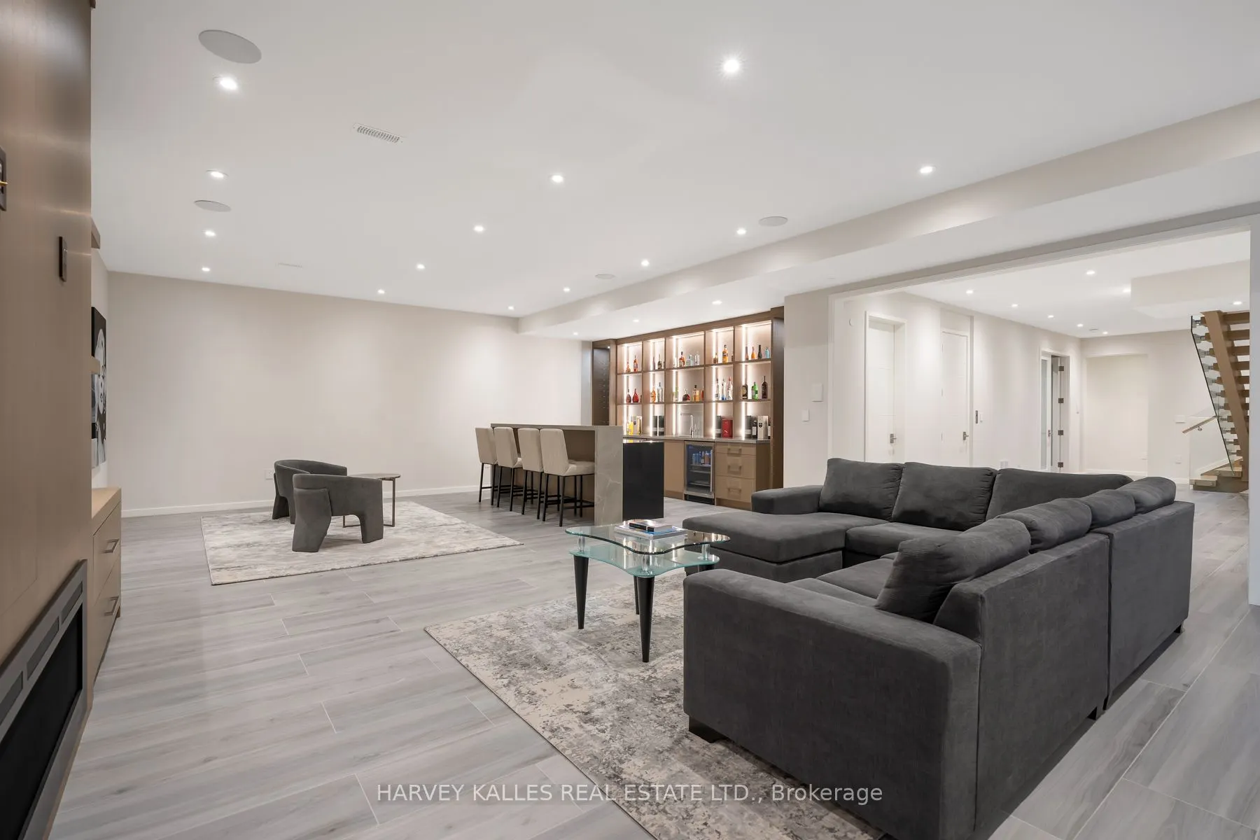 474 Russell Hill Road