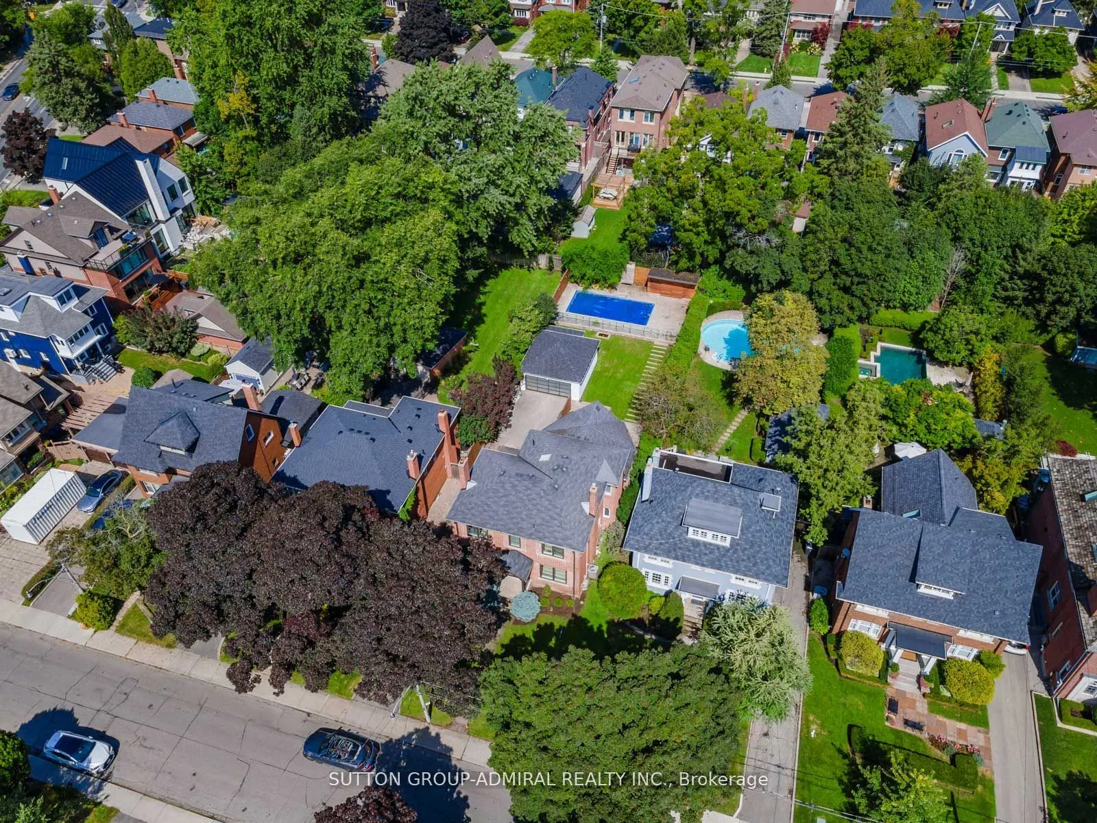 216 Glencairn Avenue