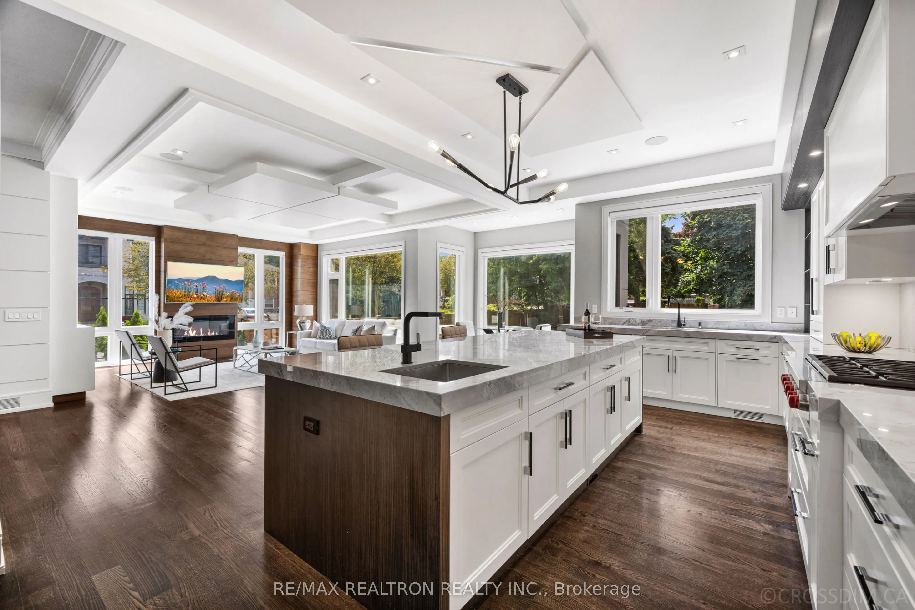 225 Northwood Drive