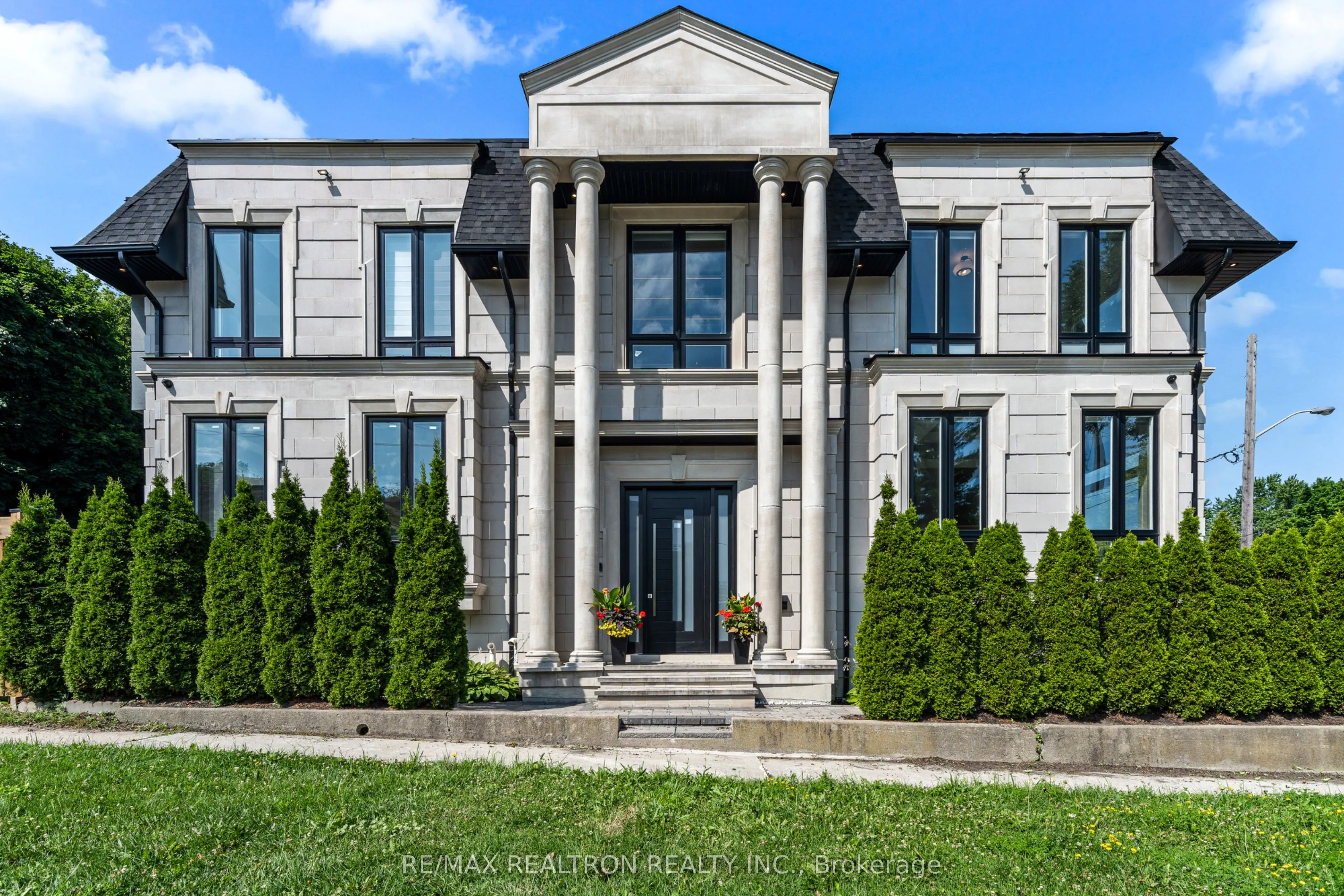 225 Northwood Drive