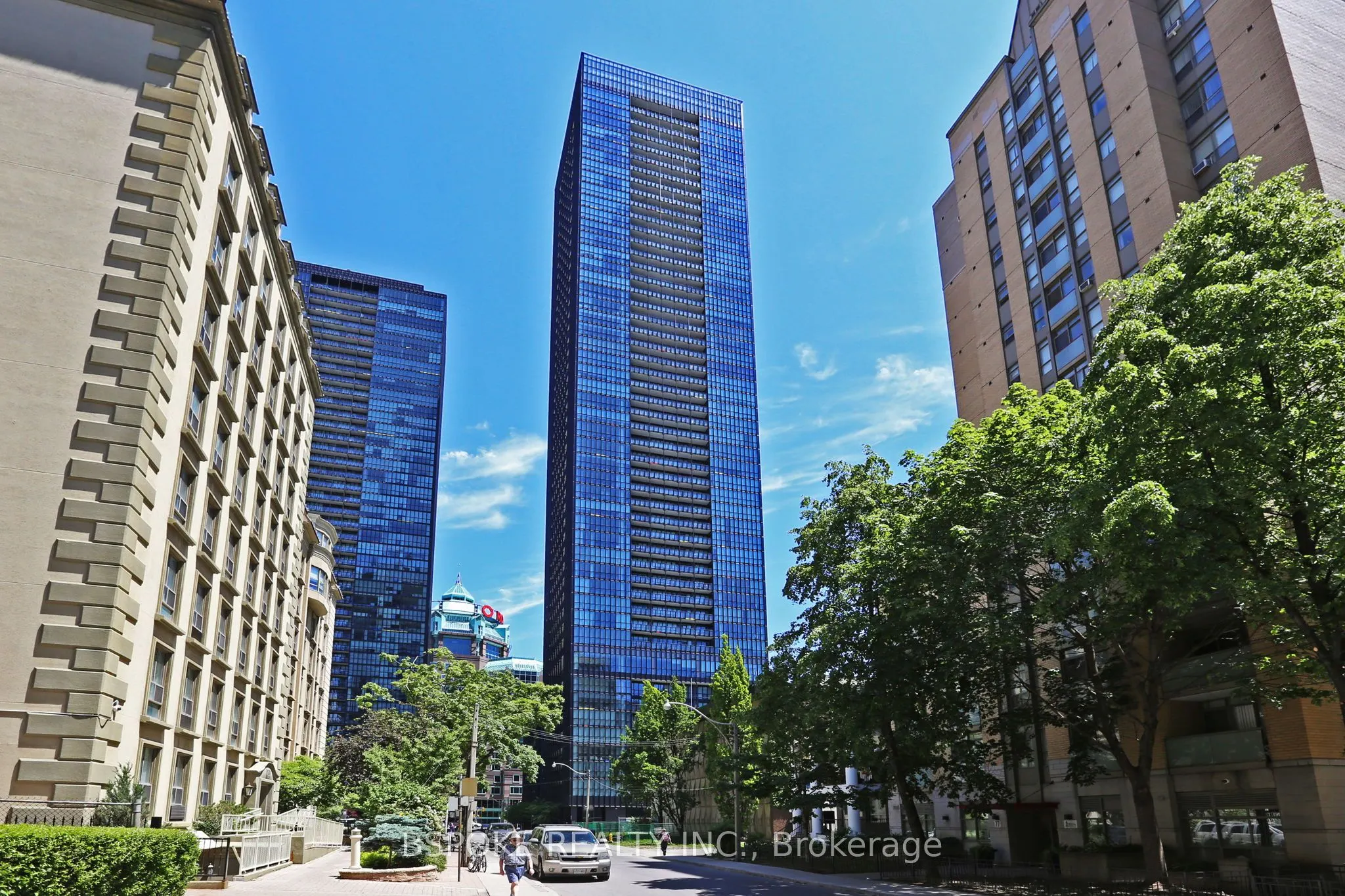 101 Charles Street E, #4402