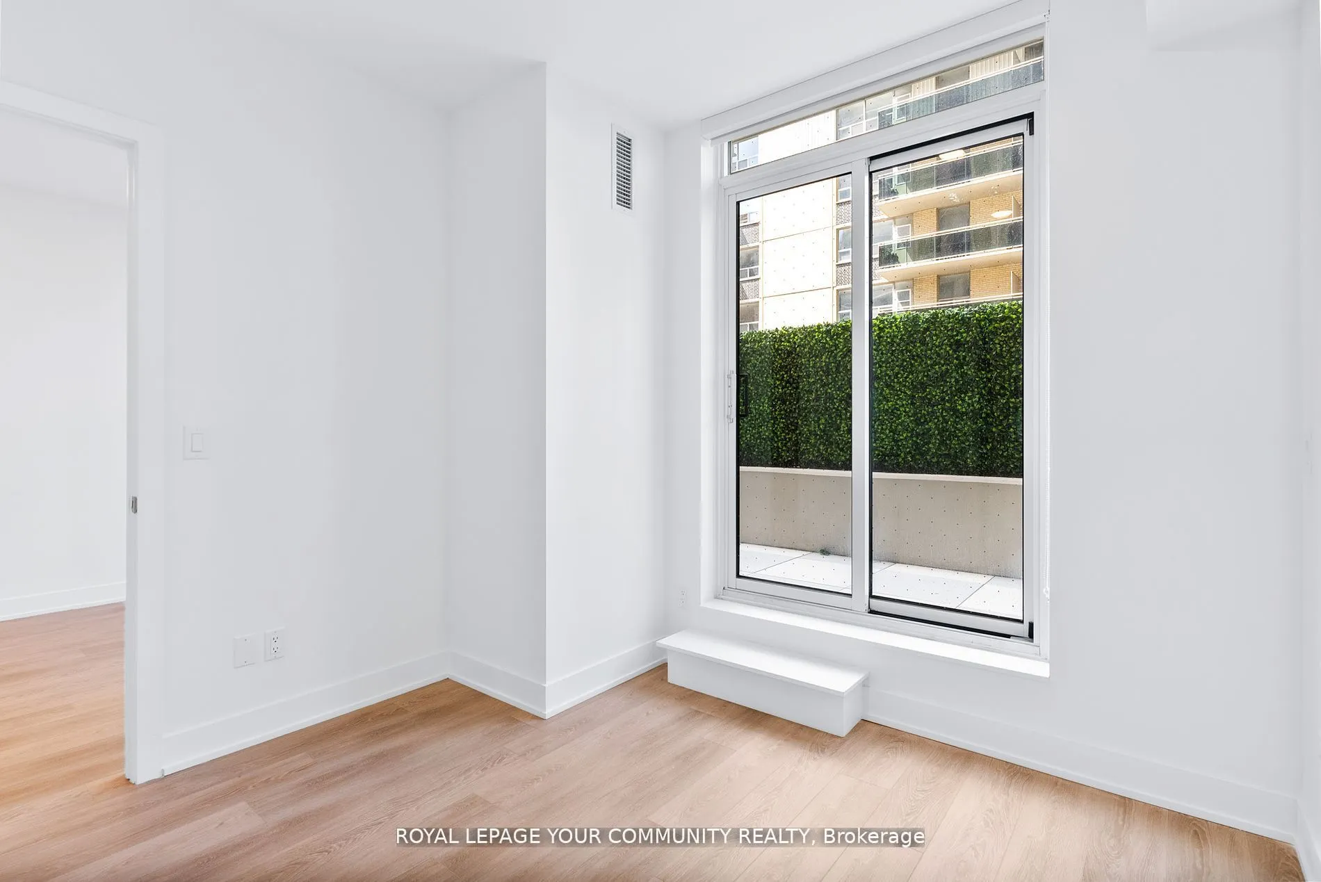 200 Redpath Avenue #303