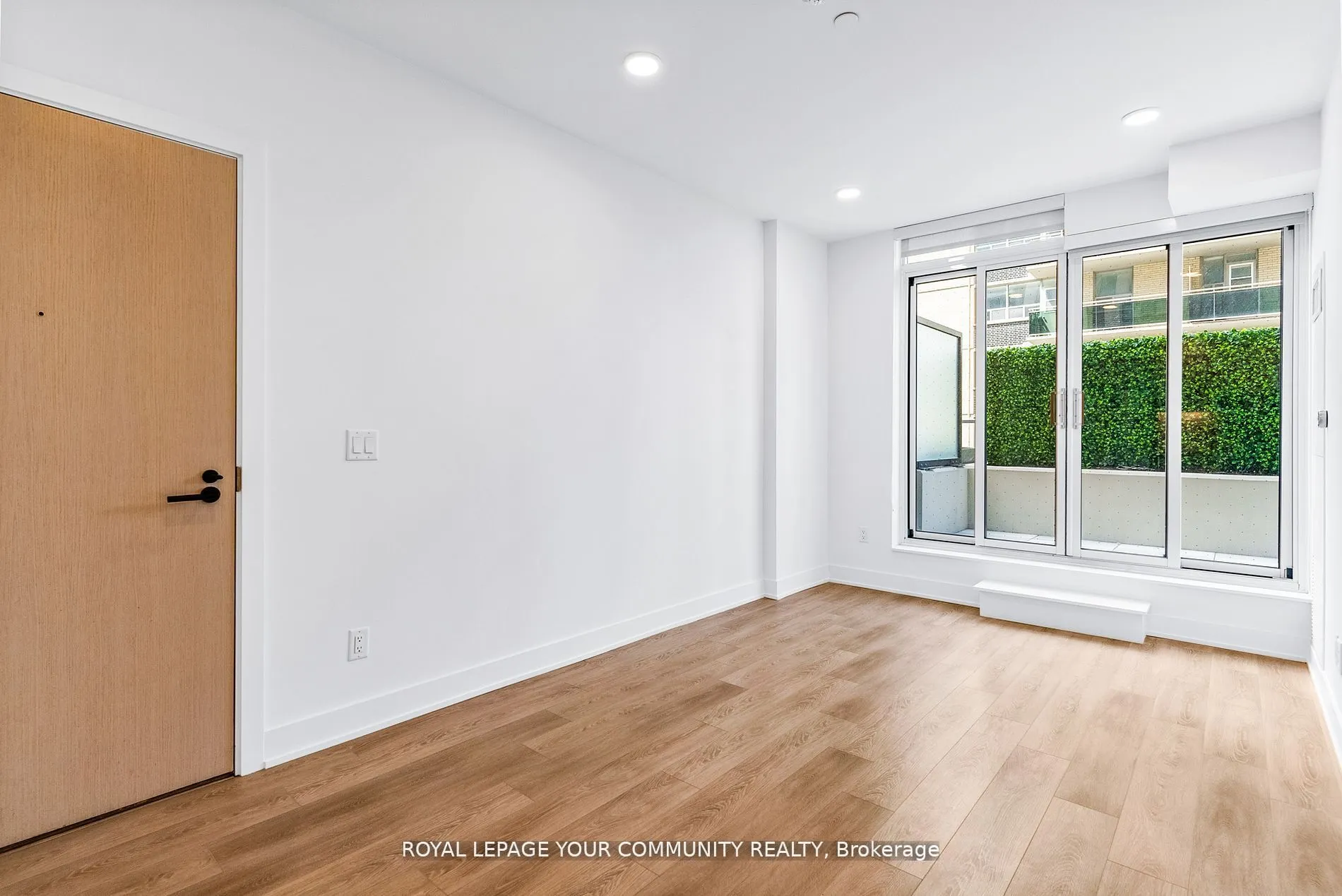 200 Redpath Avenue #303