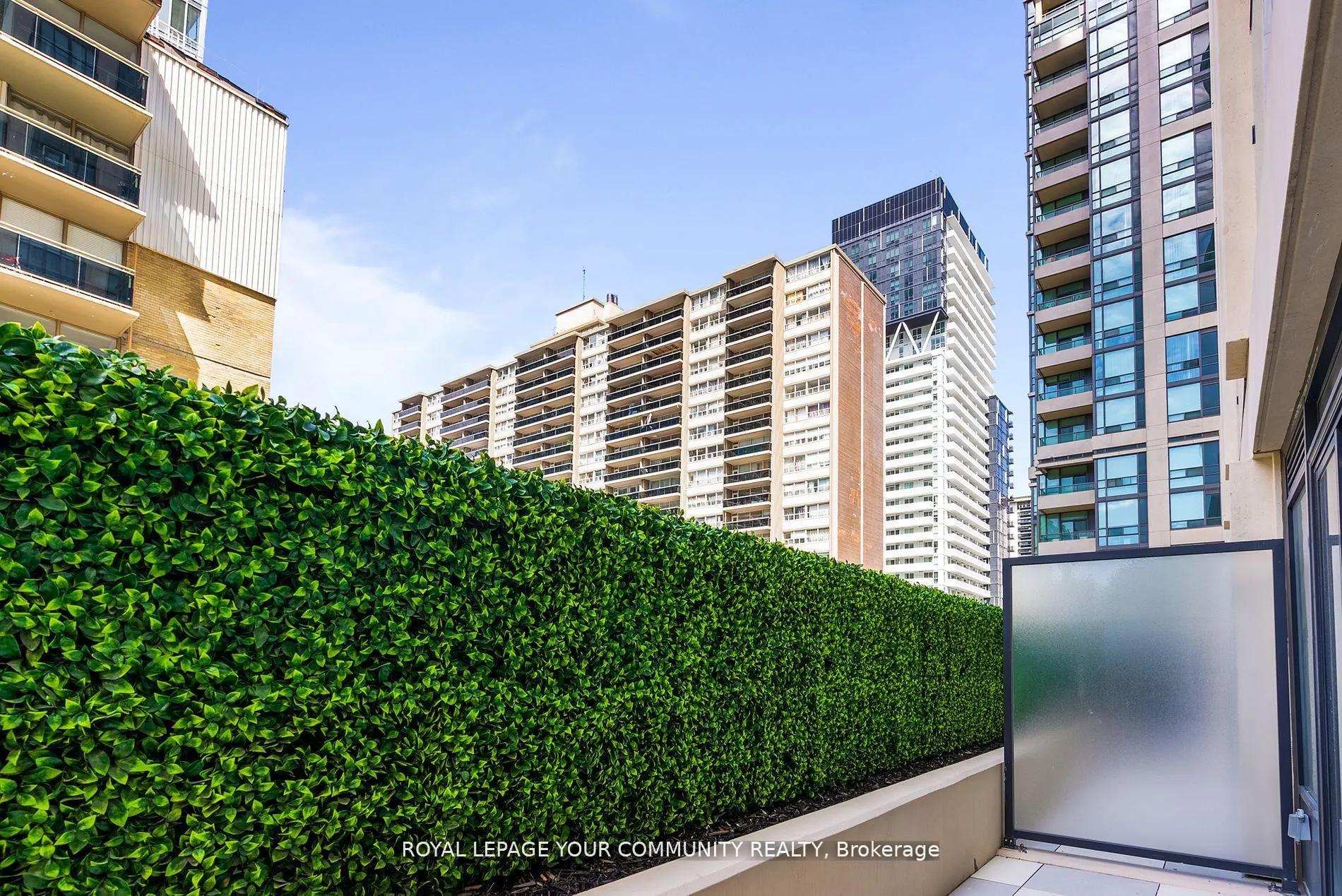 200 Redpath Avenue #303