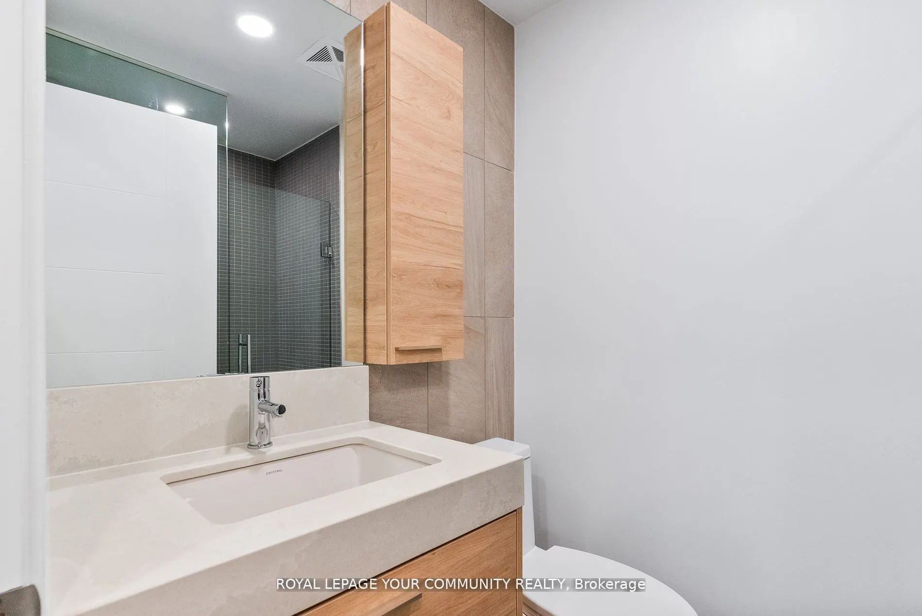 200 Redpath Avenue #303