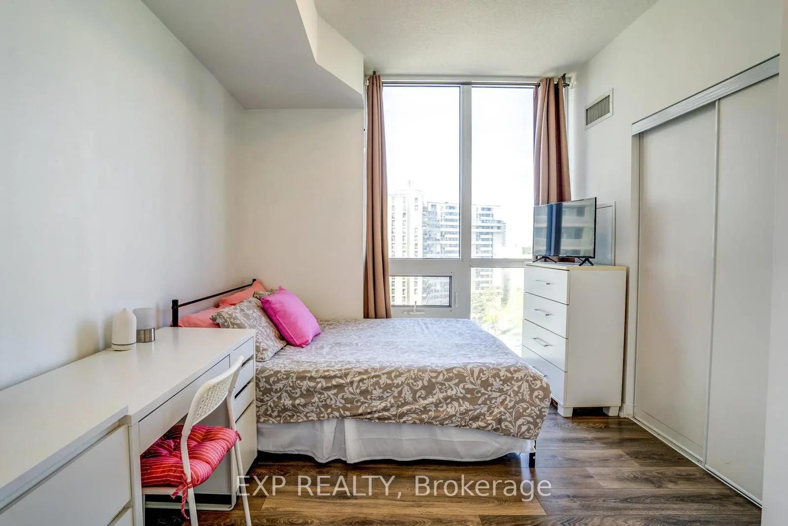 56 Forest Manor Road, #1010