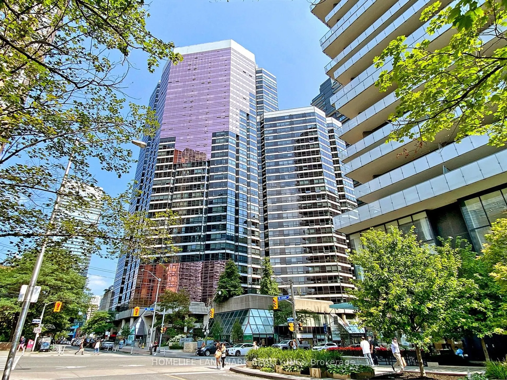 1001 Bay Street, #701