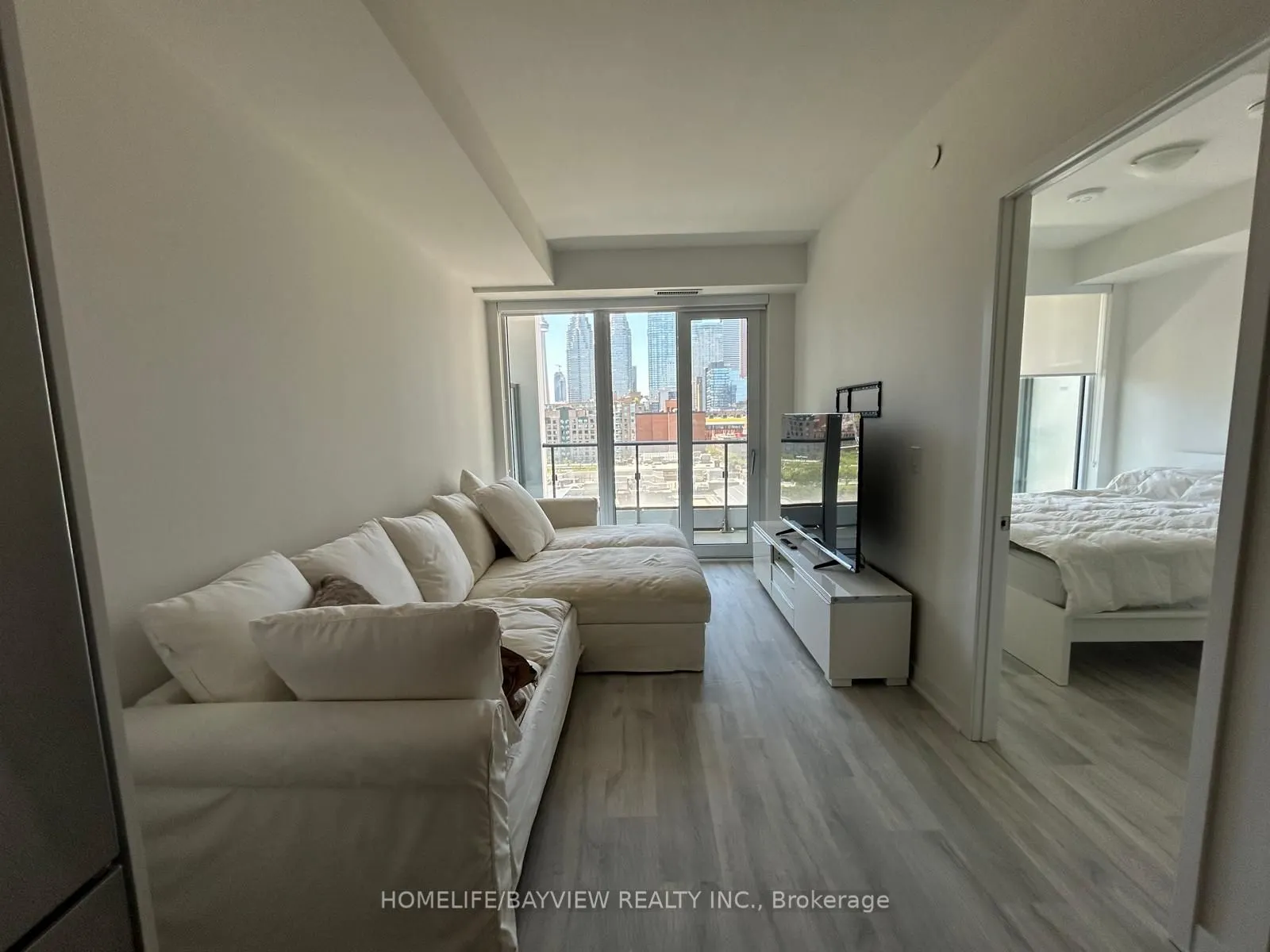 135 Lower Sherbourne Street W, #868