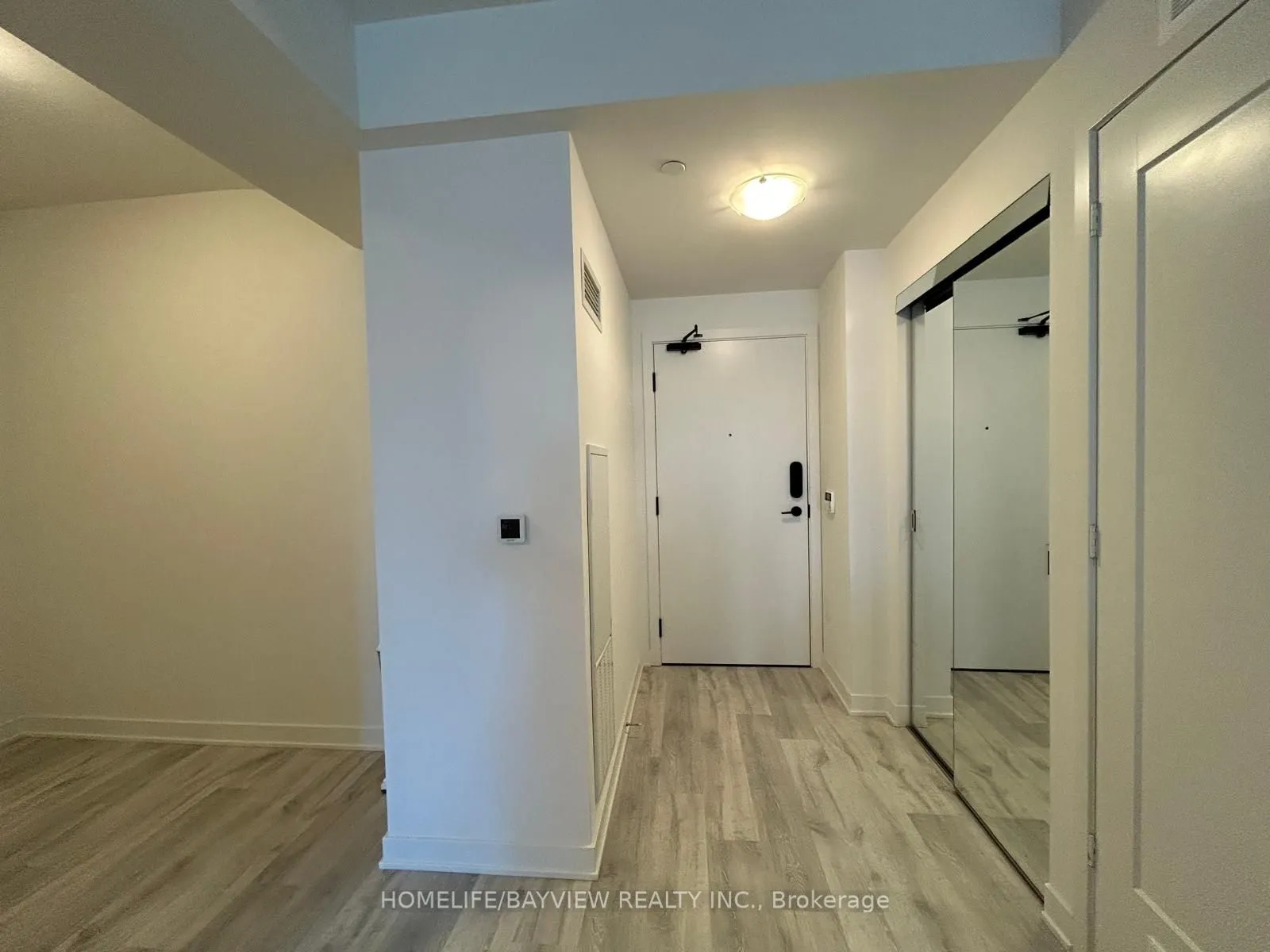 135 Lower Sherbourne Street W, #868