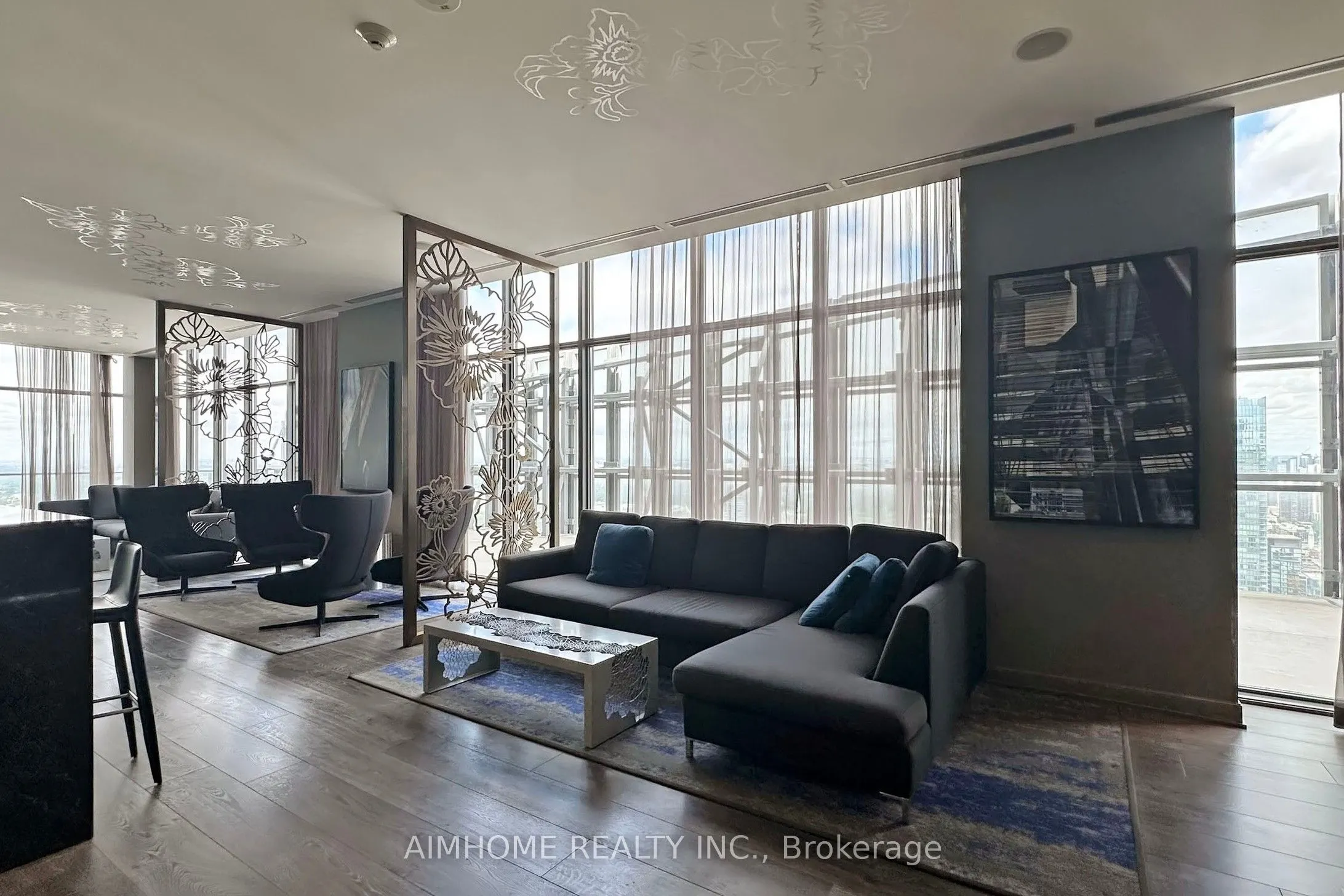 1080 Bay Street, #5103