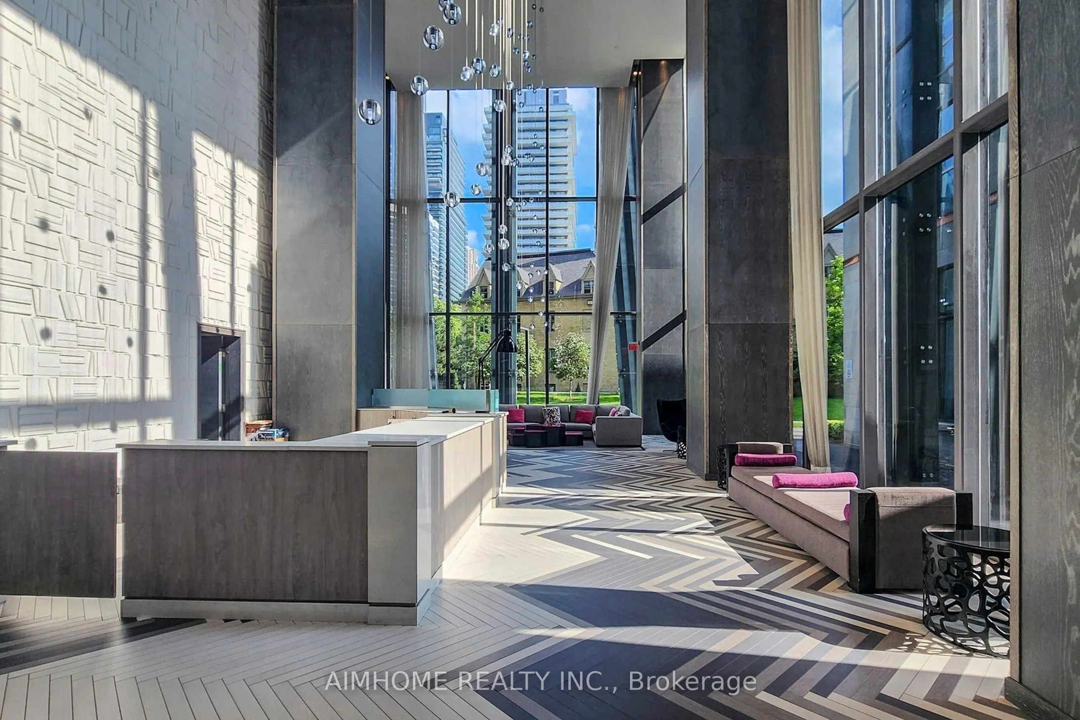 1080 Bay Street, #5103
