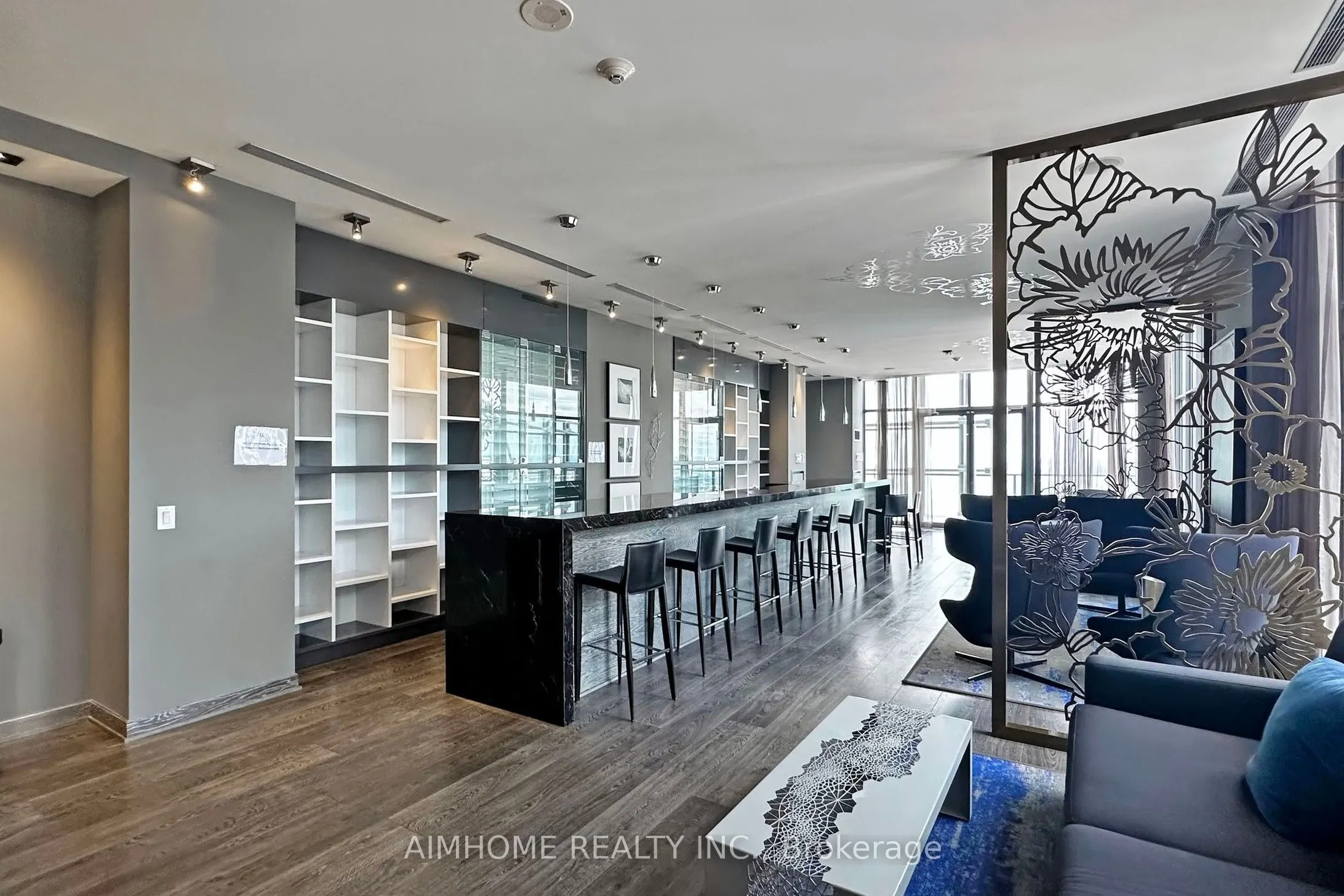1080 Bay Street, #5103