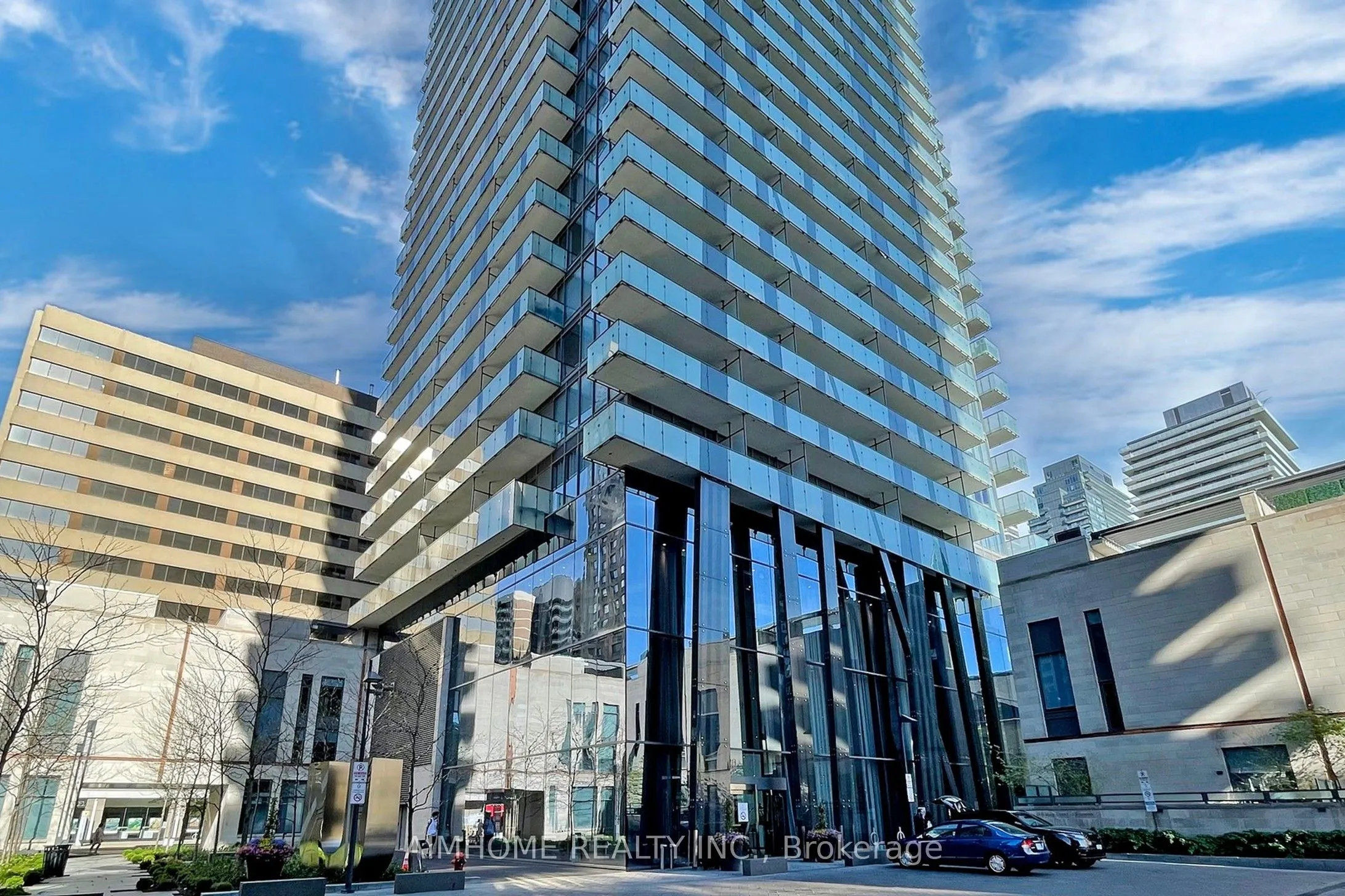 1080 Bay Street, #5103