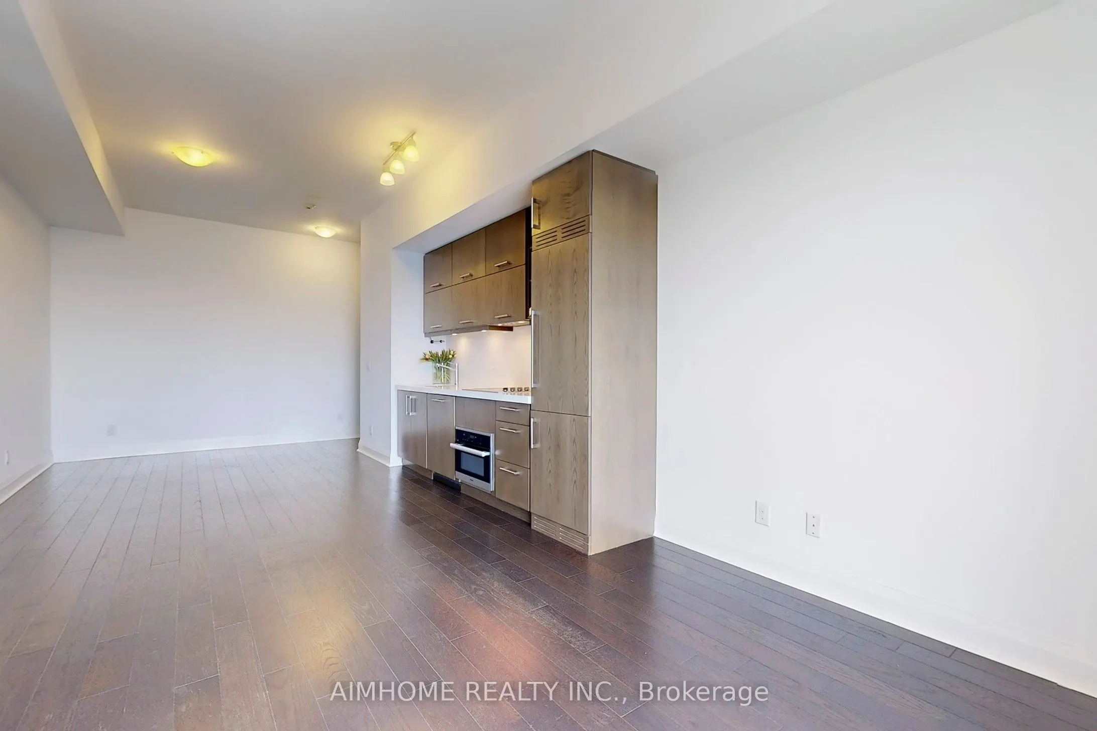 1080 Bay Street, #5103