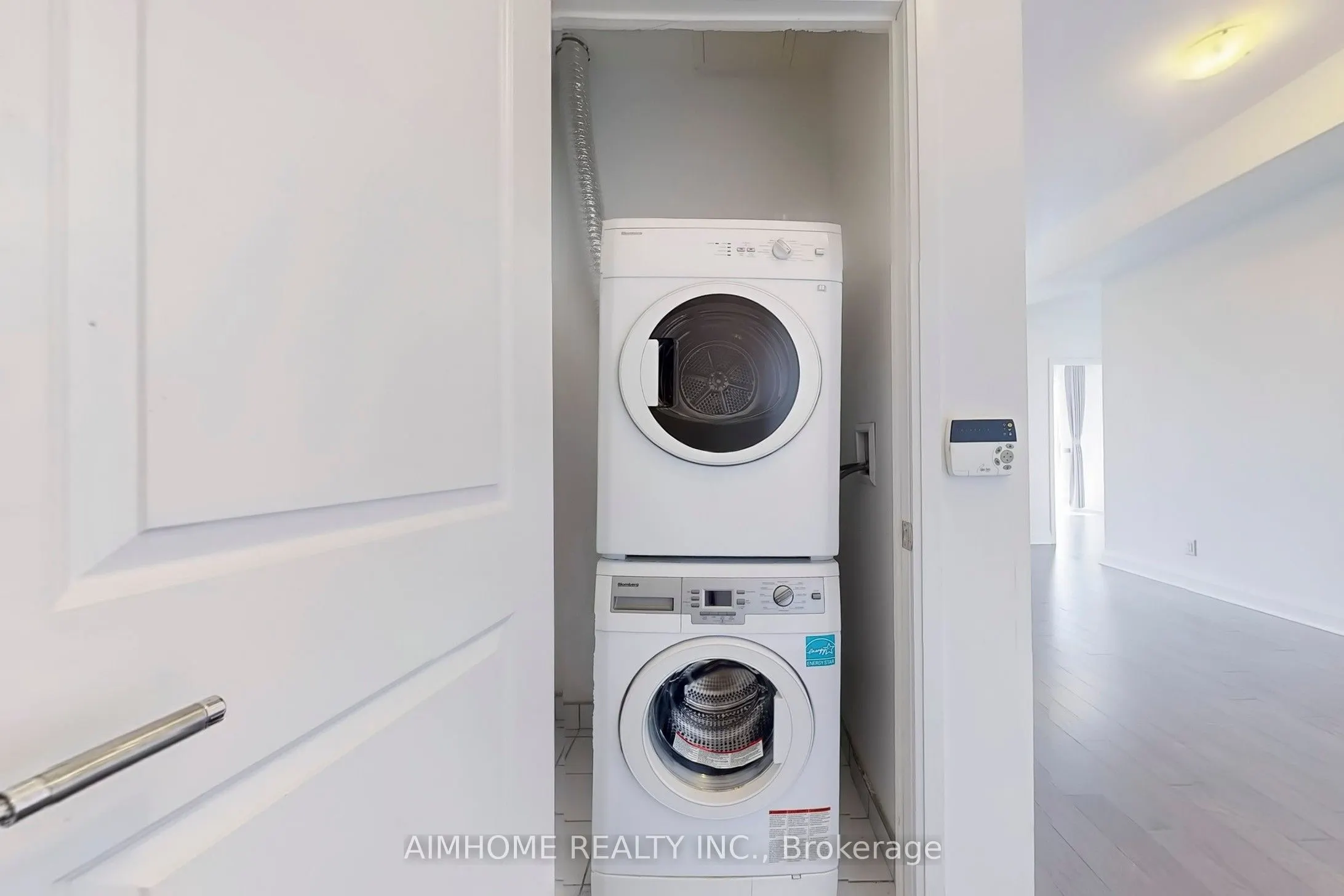 1080 Bay Street, #5103