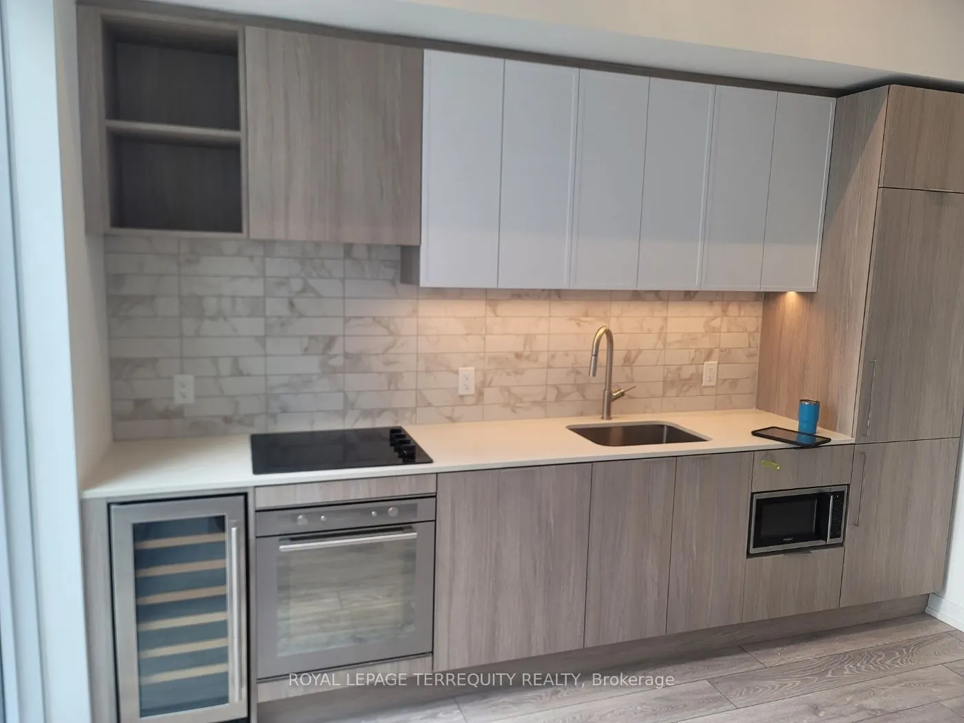 2020 Bathurst Street, #Ph01