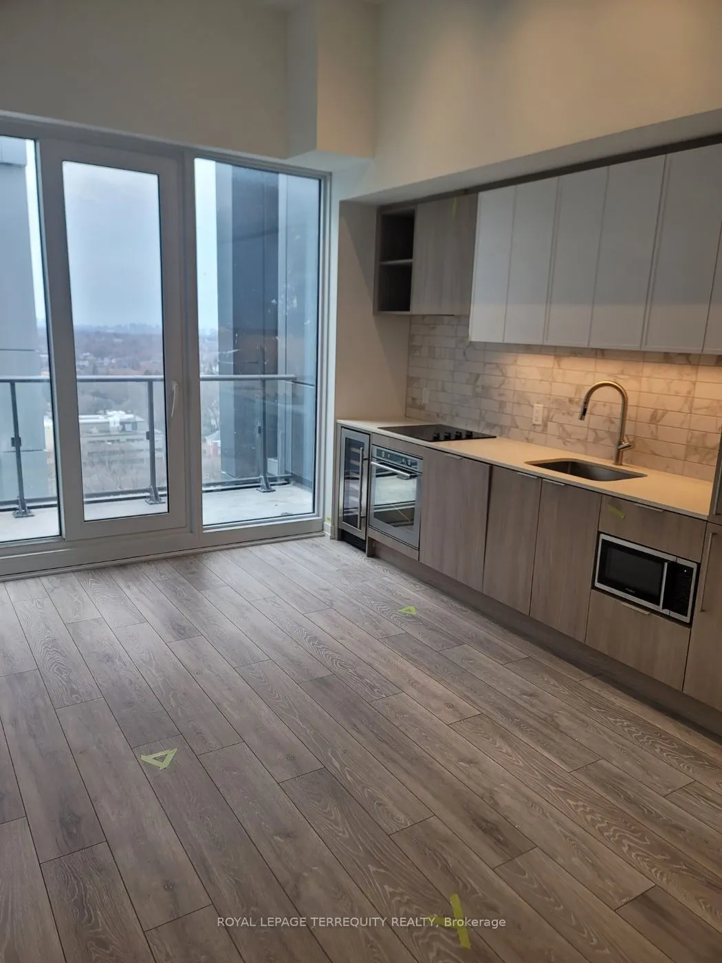 2020 Bathurst Street, #Ph01