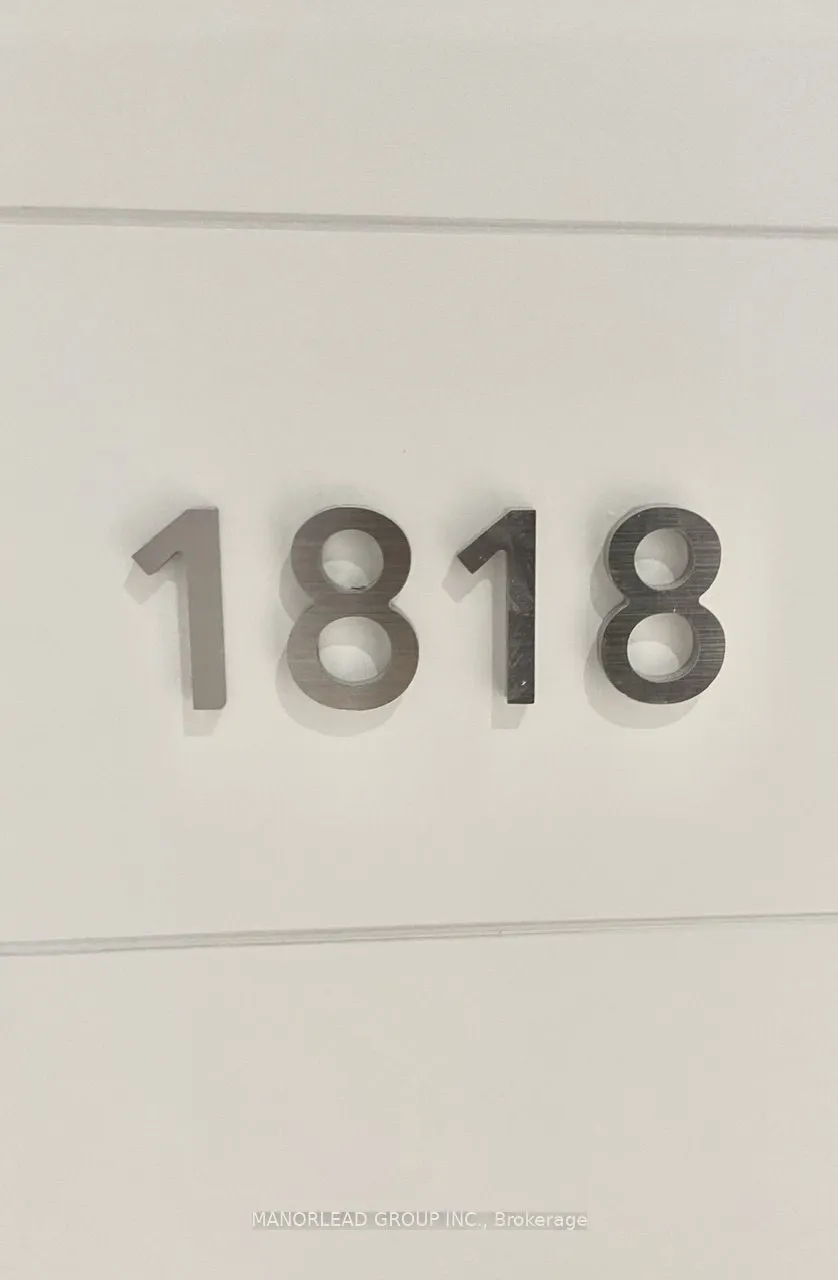 230 simcoe Street, #1818