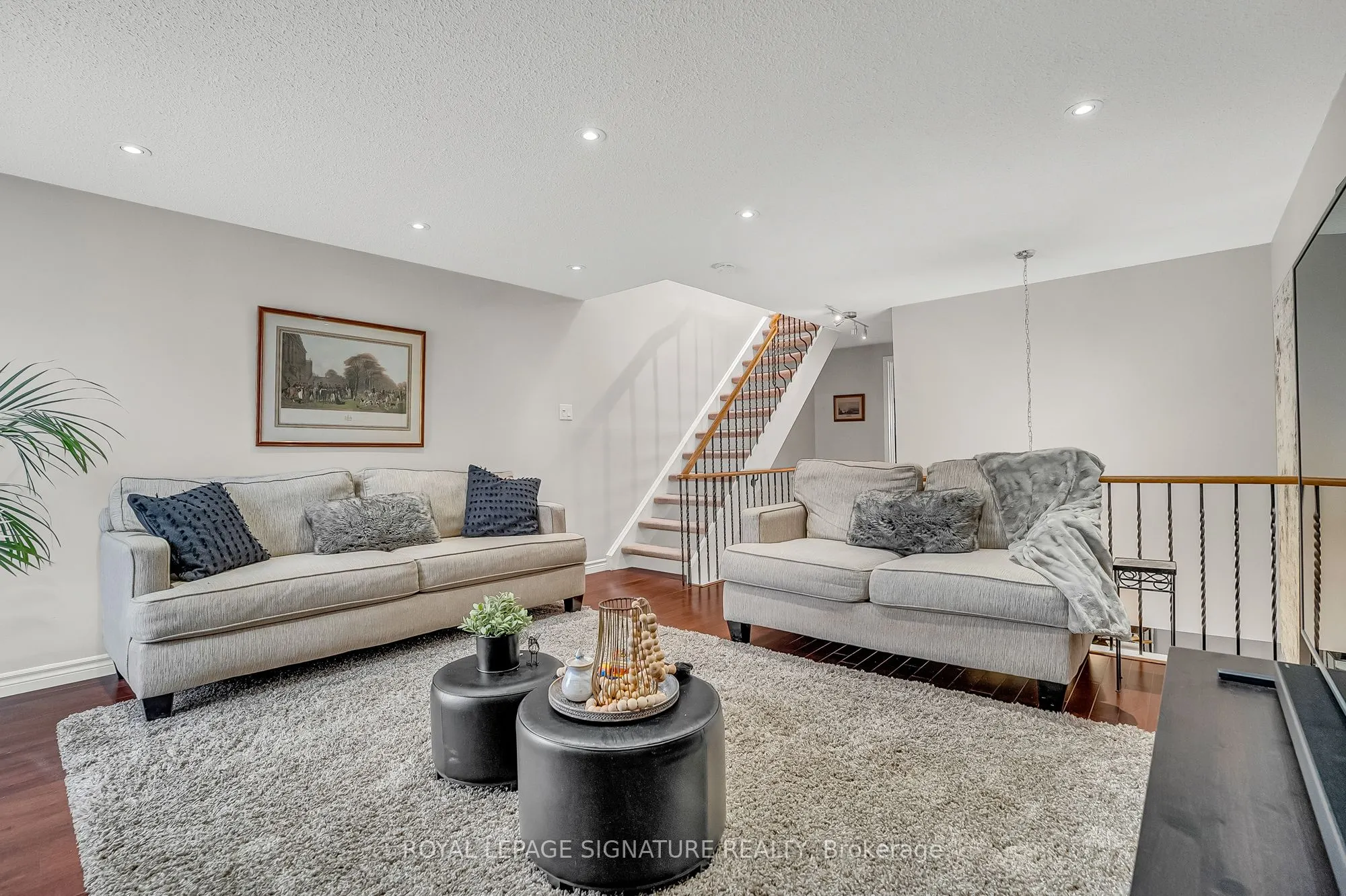 22 Dutch Myrtle Way, #6