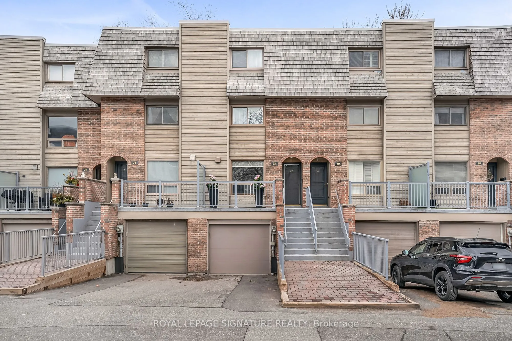 22 Dutch Myrtle Way, #6