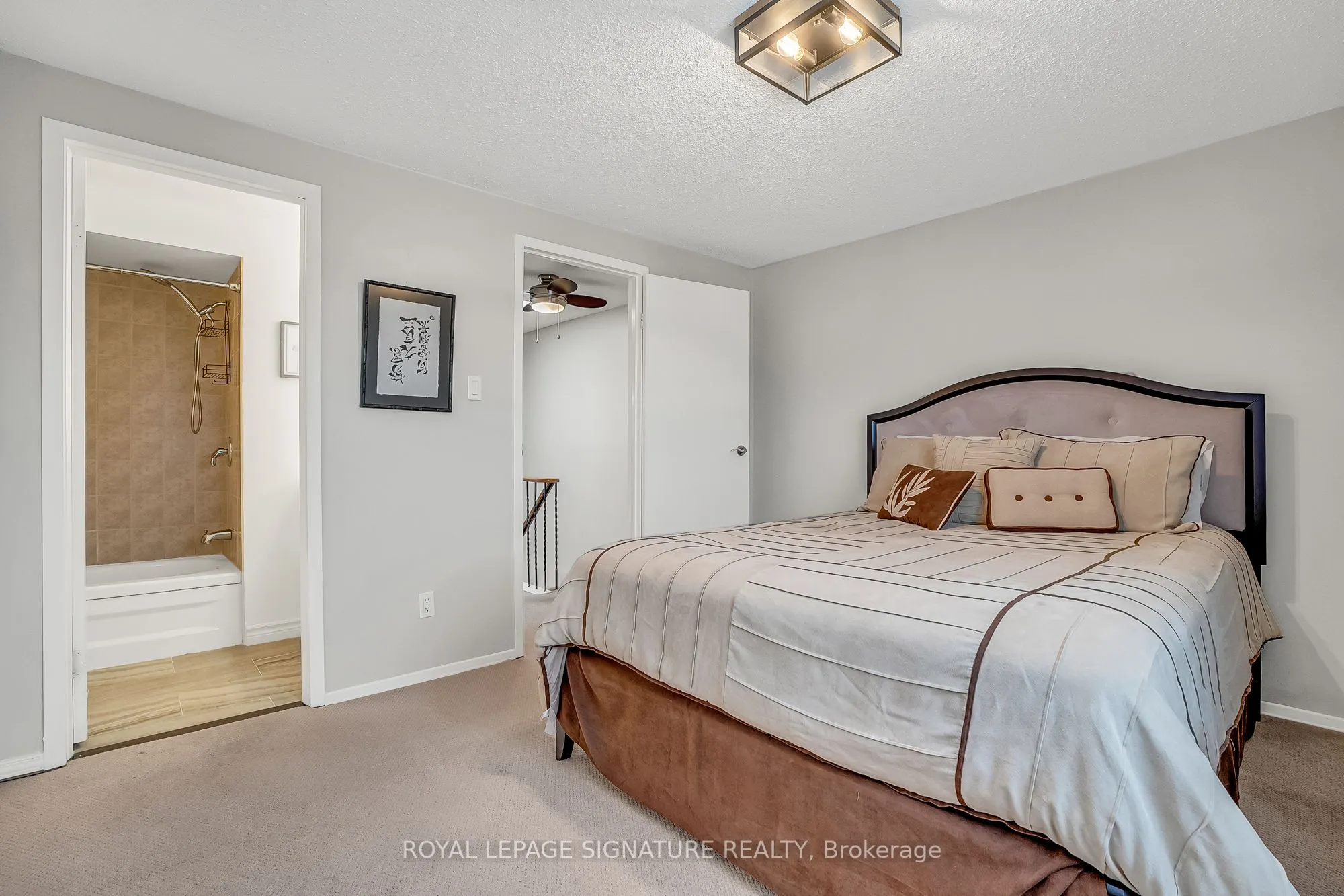 22 Dutch Myrtle Way, #6