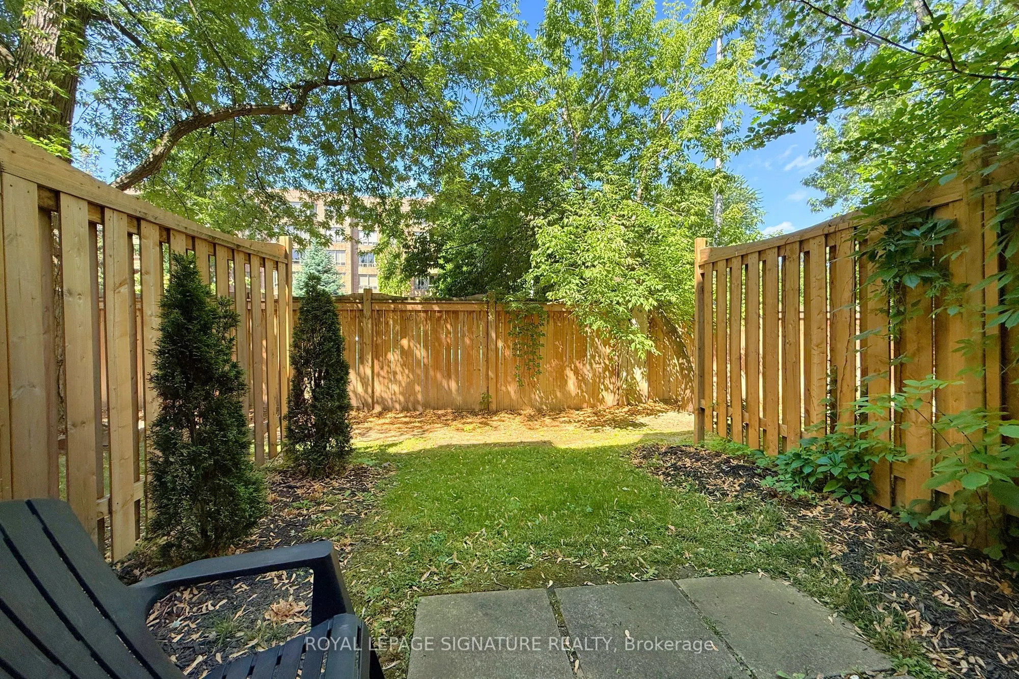 22 Dutch Myrtle Way, #6