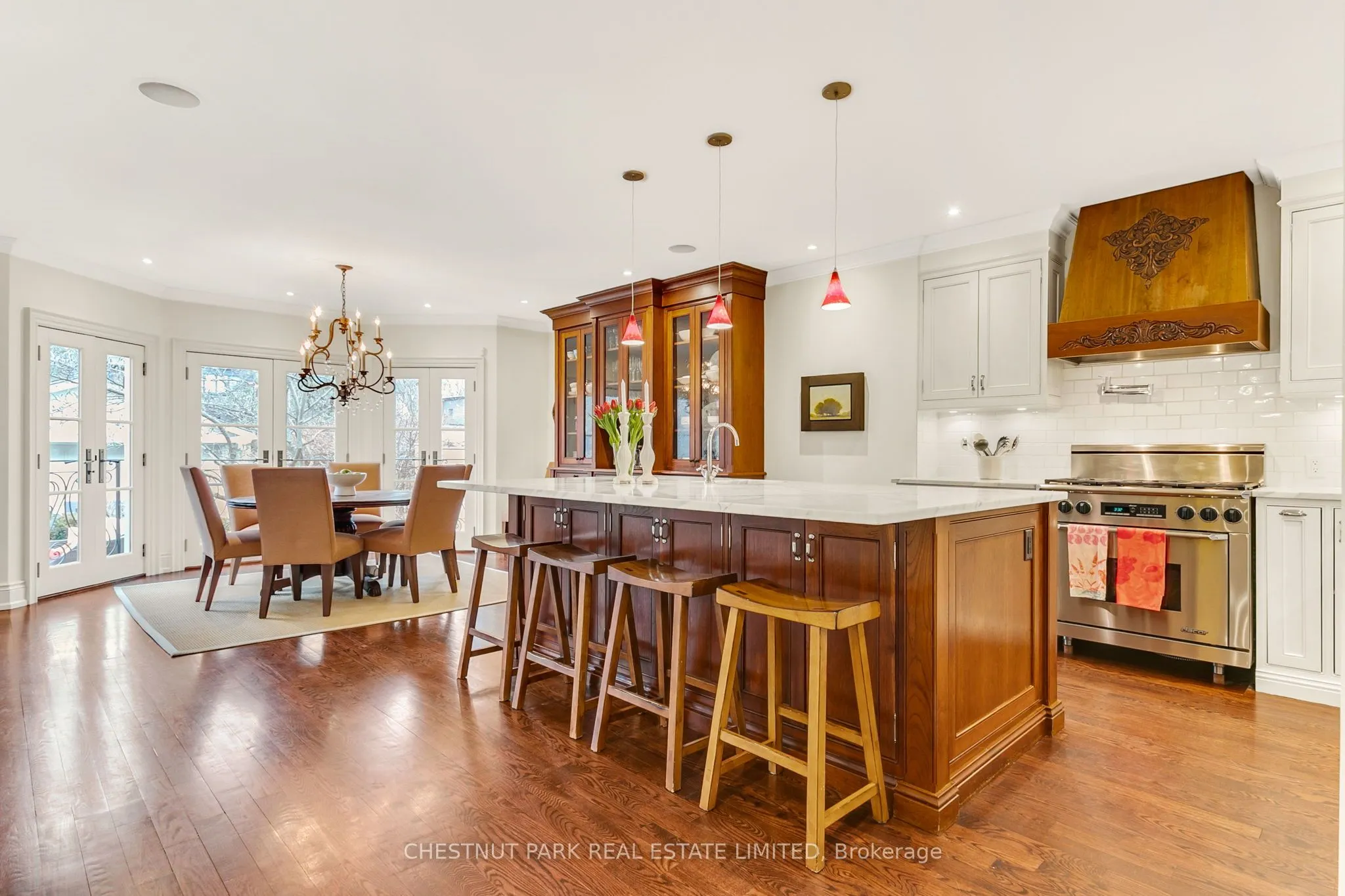 68 Rowanwood Avenue